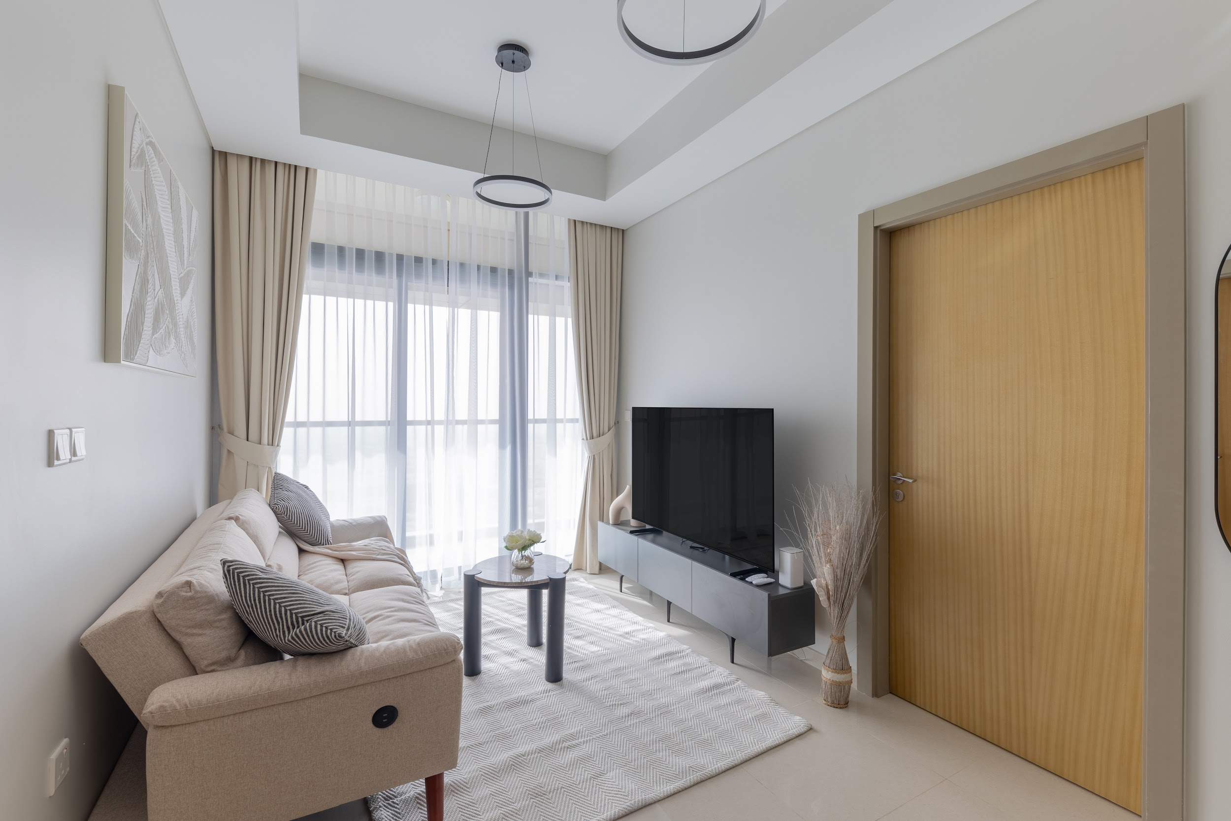 Hot Offer New 2 BR in Business Bay | 58 floor !