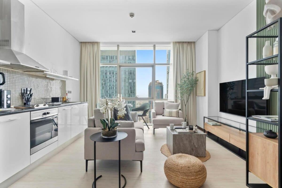 apartment card