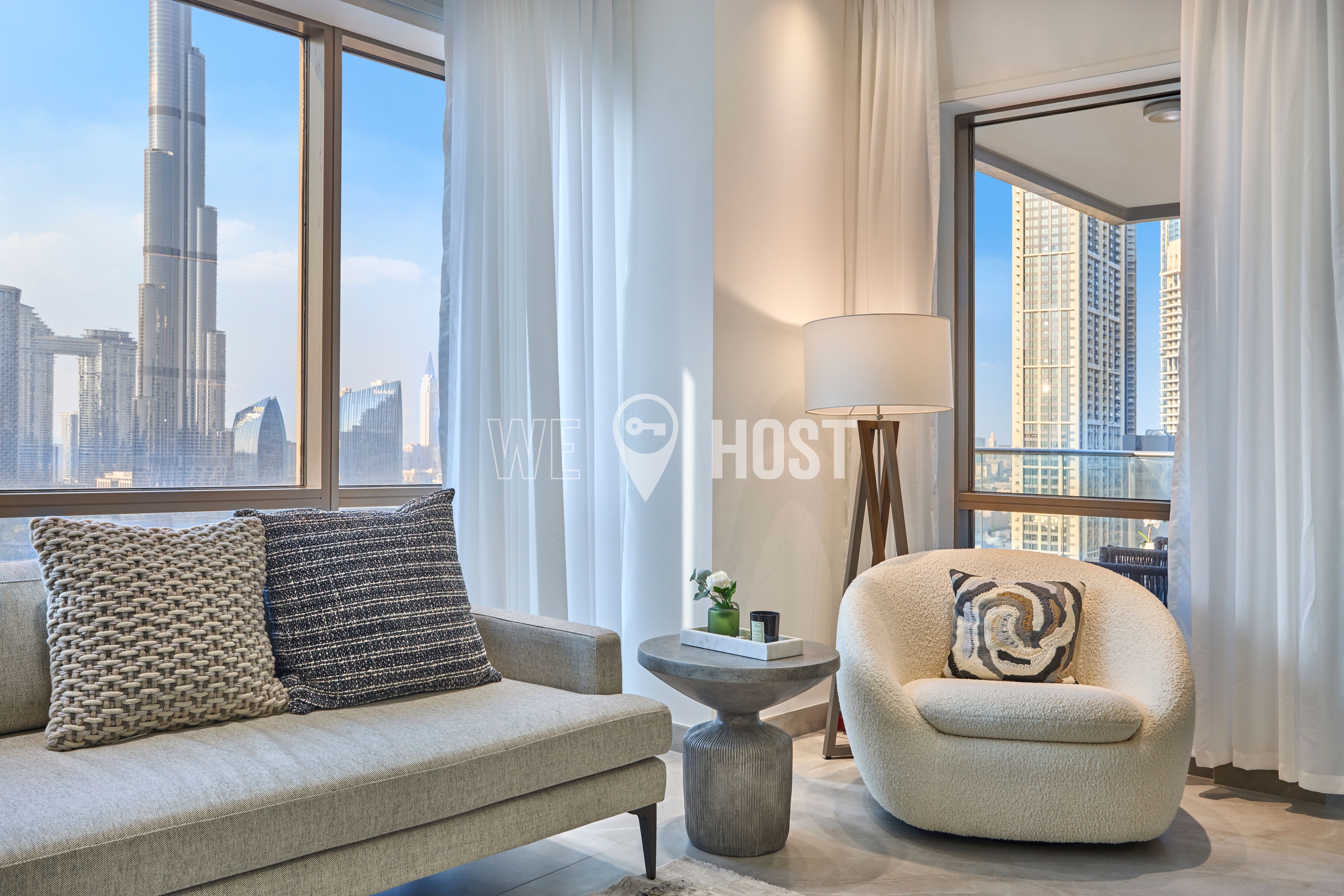 Large Luxurious 2.5 Bed Apartment, Full Burj Khalifa View