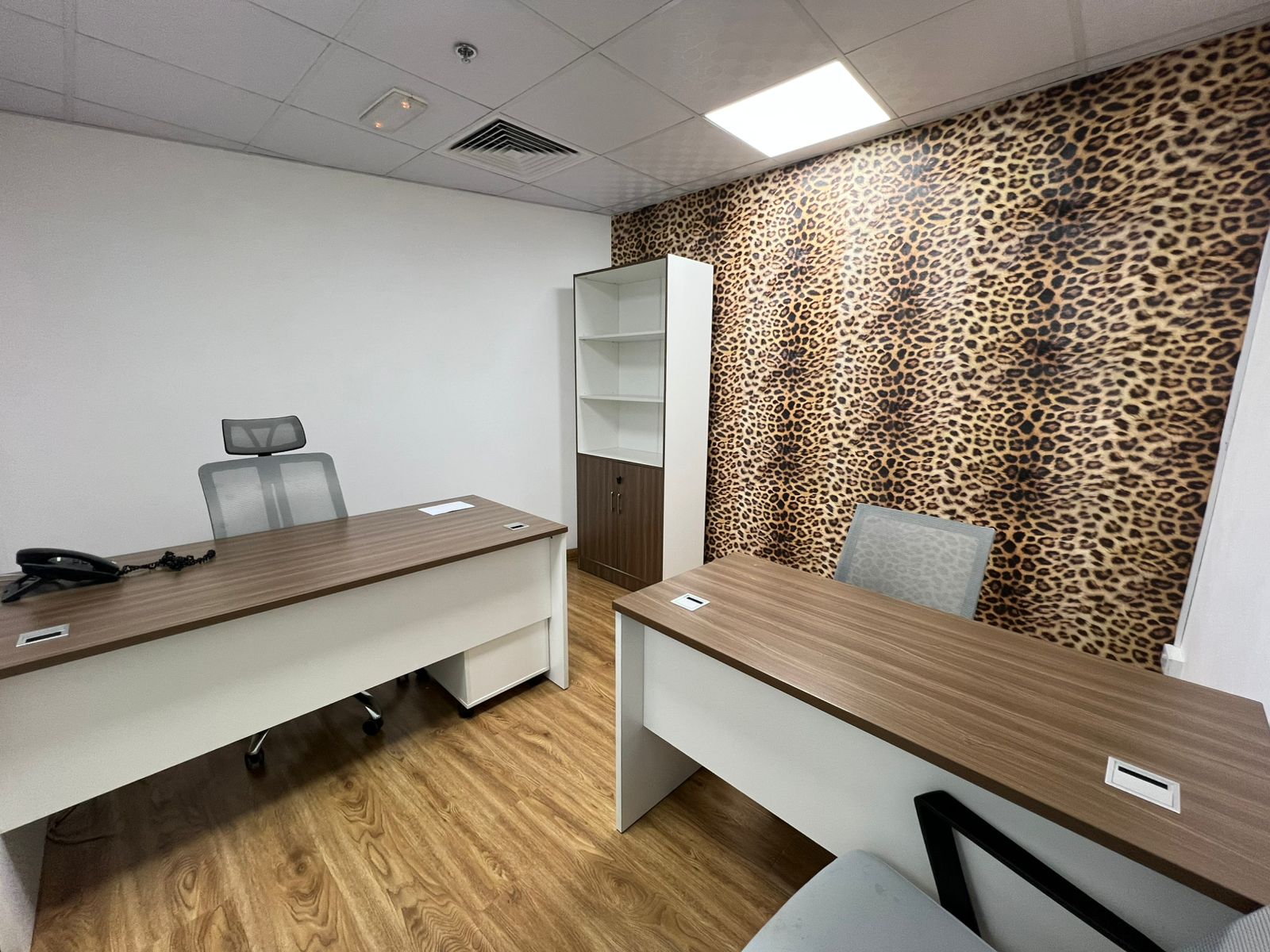 Offices / Discount for Direct Client / Direct to Landlord / No Commission/ Small Offices