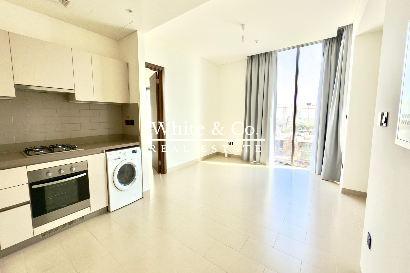 Spacious | High Floor | Great Community