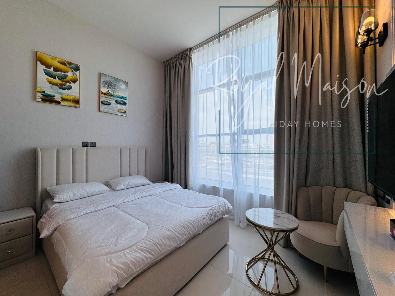 Premium Deluxe Sheikh Zayed View Studio | All Bills Included | Shuttle to Metro