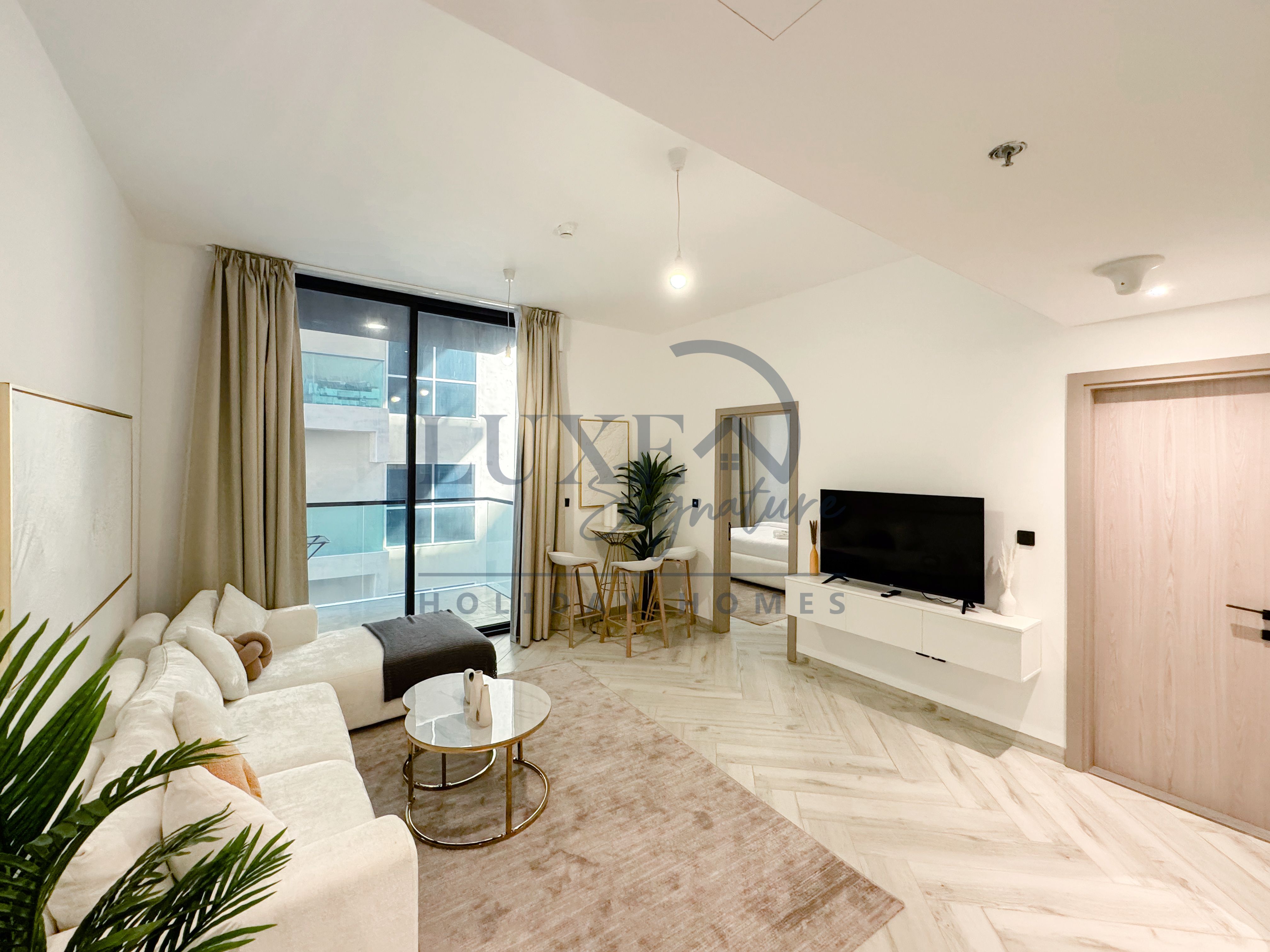 SPACIOUS FULLY FURNISHED 1BHK || READY TO MOVE IN || CALL US NOW