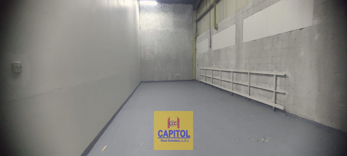 Hot Summer offer! 390 sqft warehouse with good height available in al qouz 4