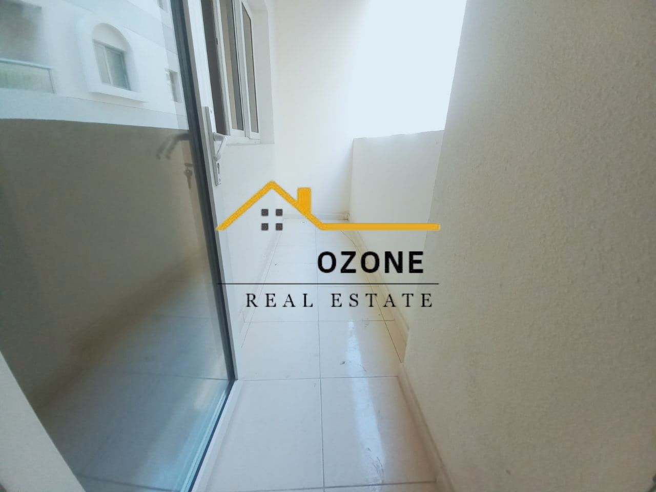 Close To Muwaileh Park\°Family Building\°Parking\°°Balcony