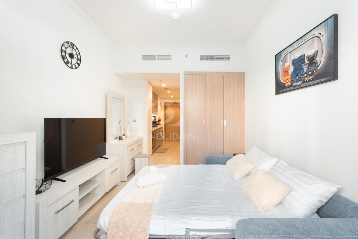 New Studio Azizi Meydan | All Bills Inclusive | Big Balcony