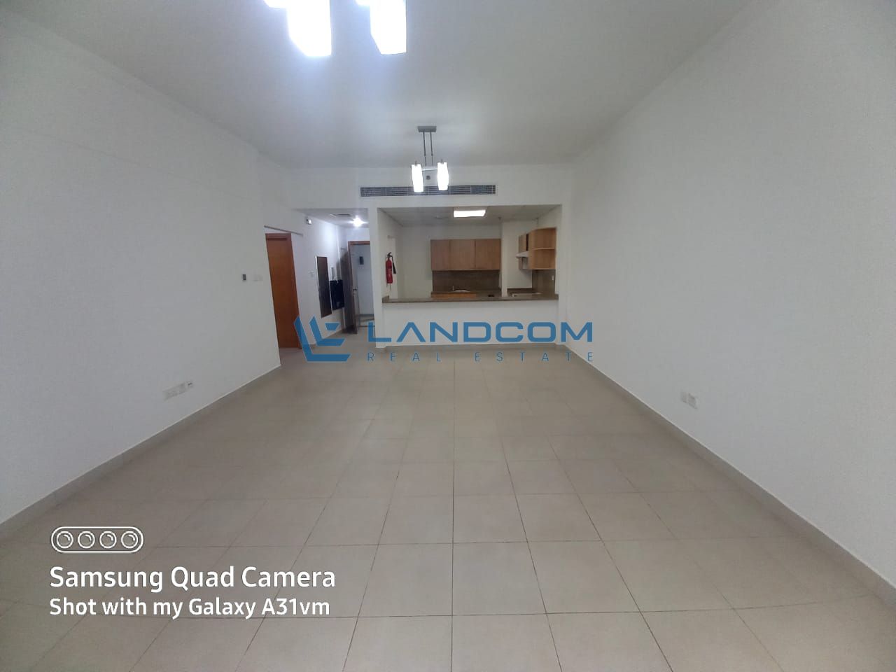 1 BHK Apartment| Spacious Unit Perfect for Executive Bachelors or Families | Prime Location |
