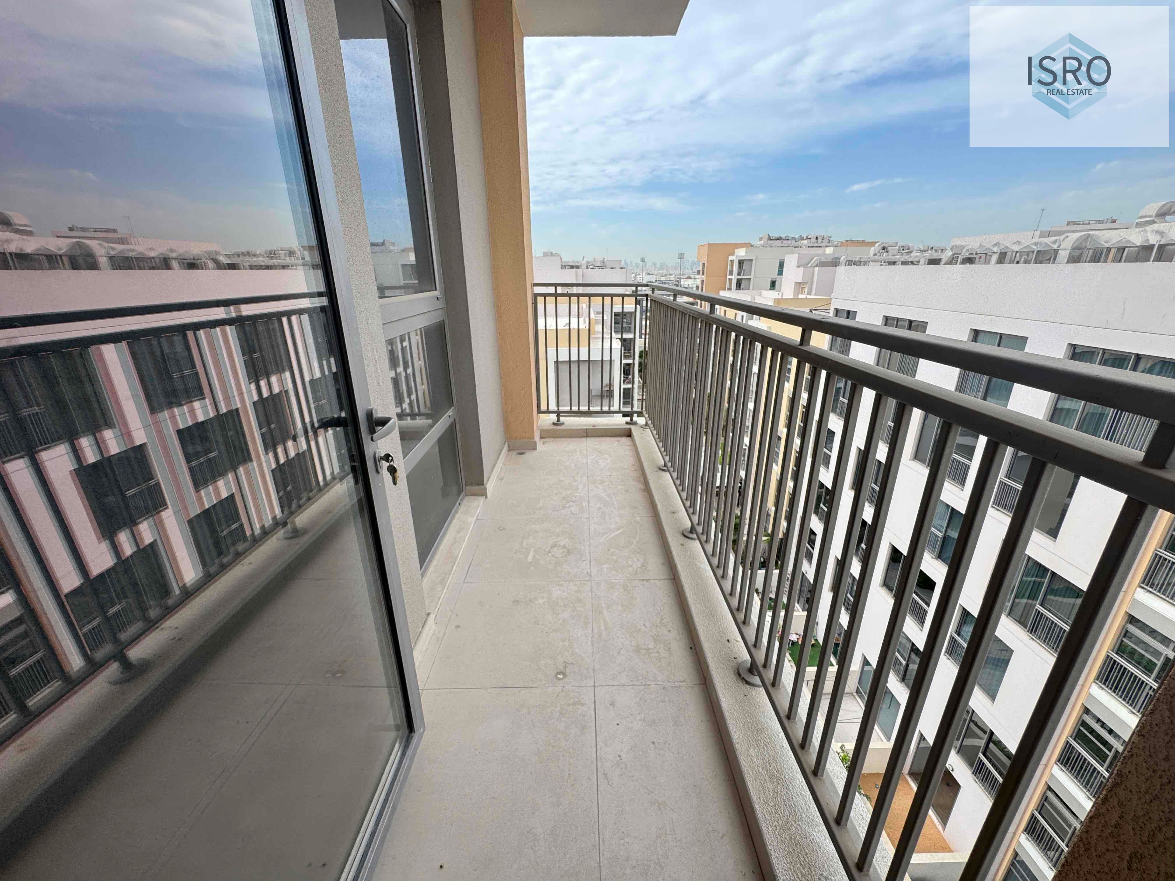Gated community || Balcony +1-BHK + 2-BATH || semi close kitchen