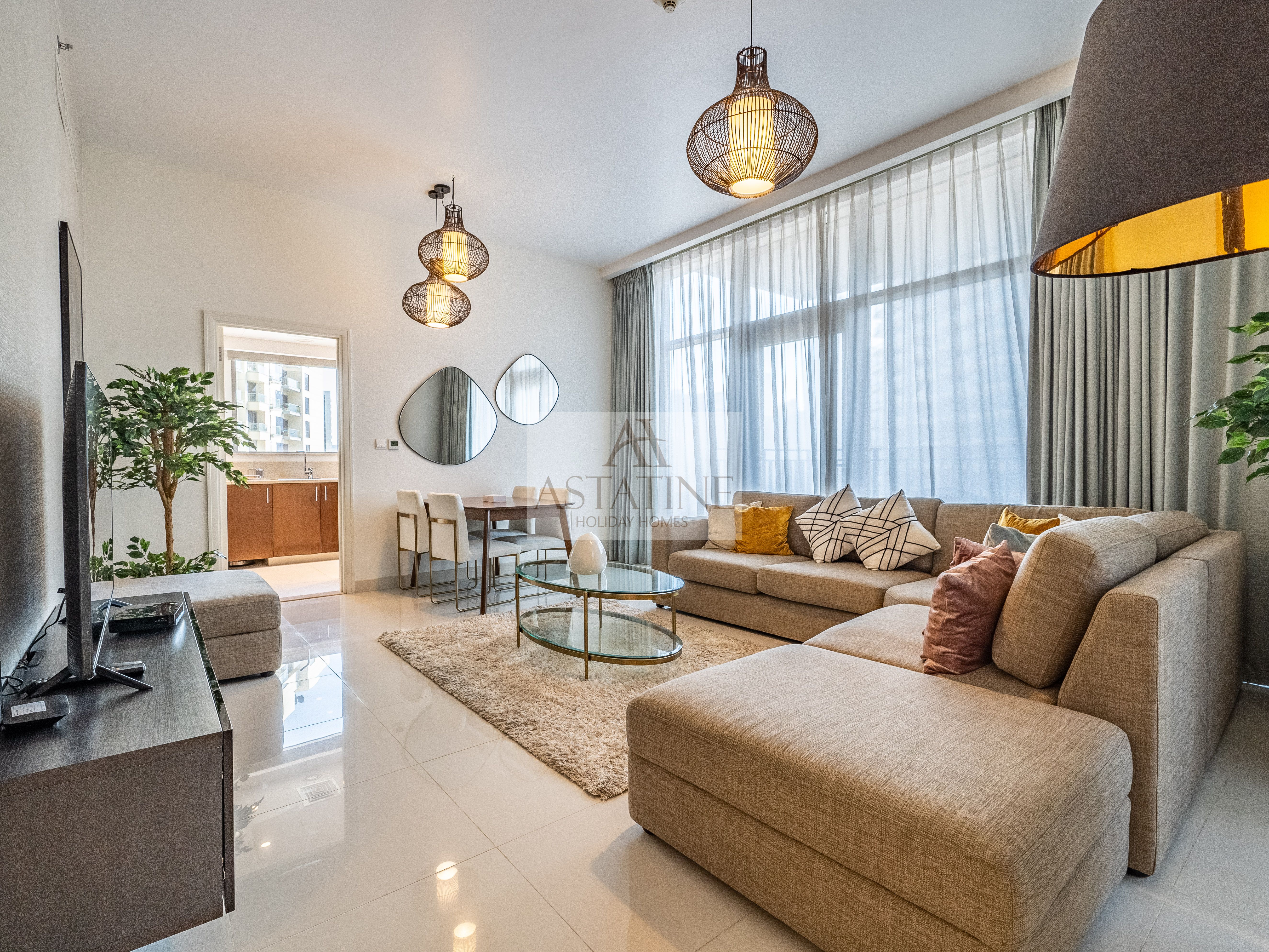 Charming 2Br in Boulevard Crescent |Downtown Dubai
