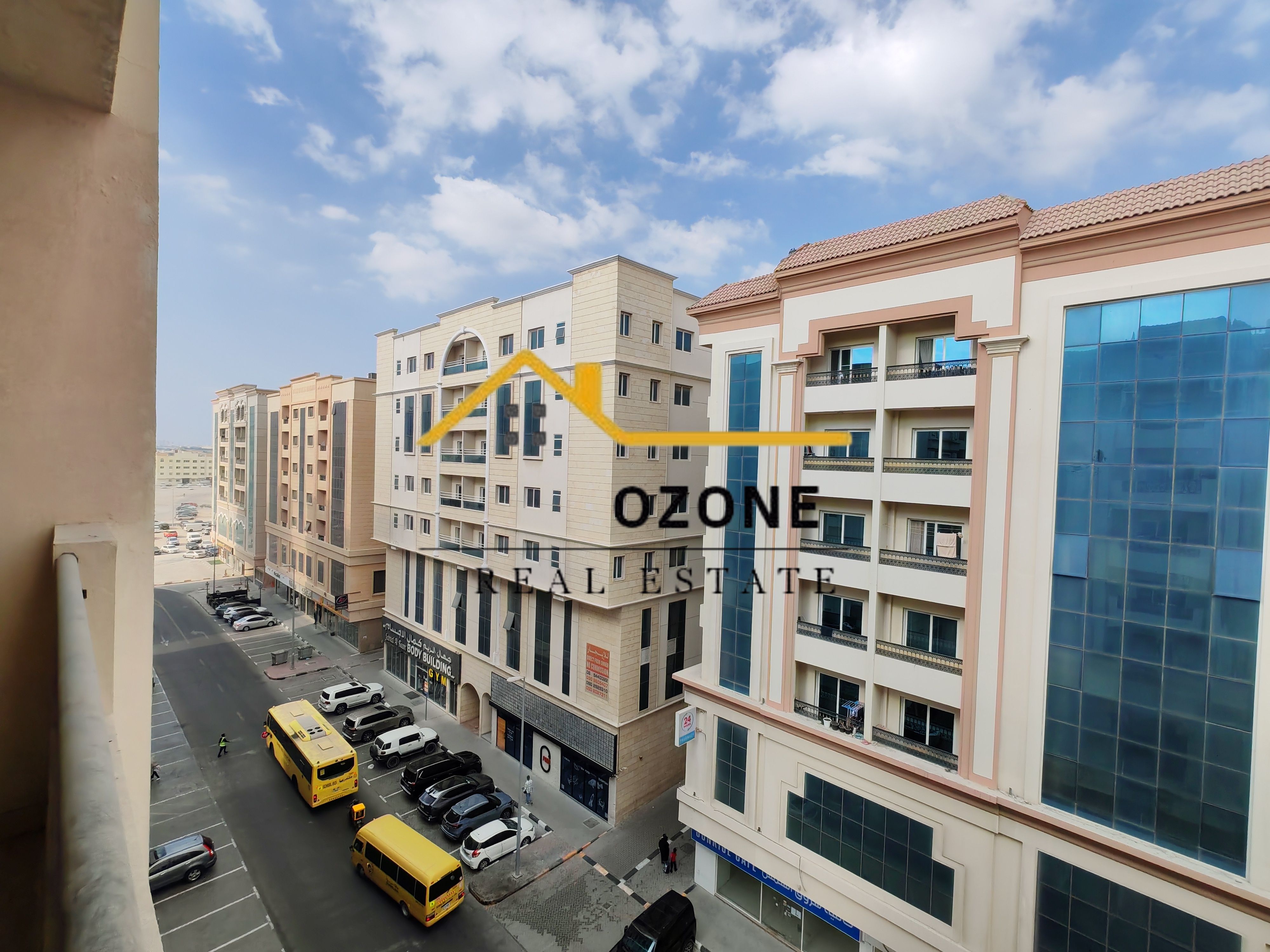 2 Master Rooms\°°Open View Balcony\°°Wardrobes\°¬Parking