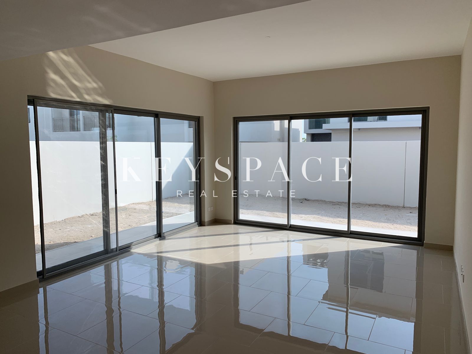Luxury Villa | Strategic Location | Resale Unit