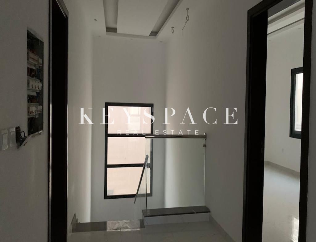 Strategic Location | Modern Luxury Villa | Resale