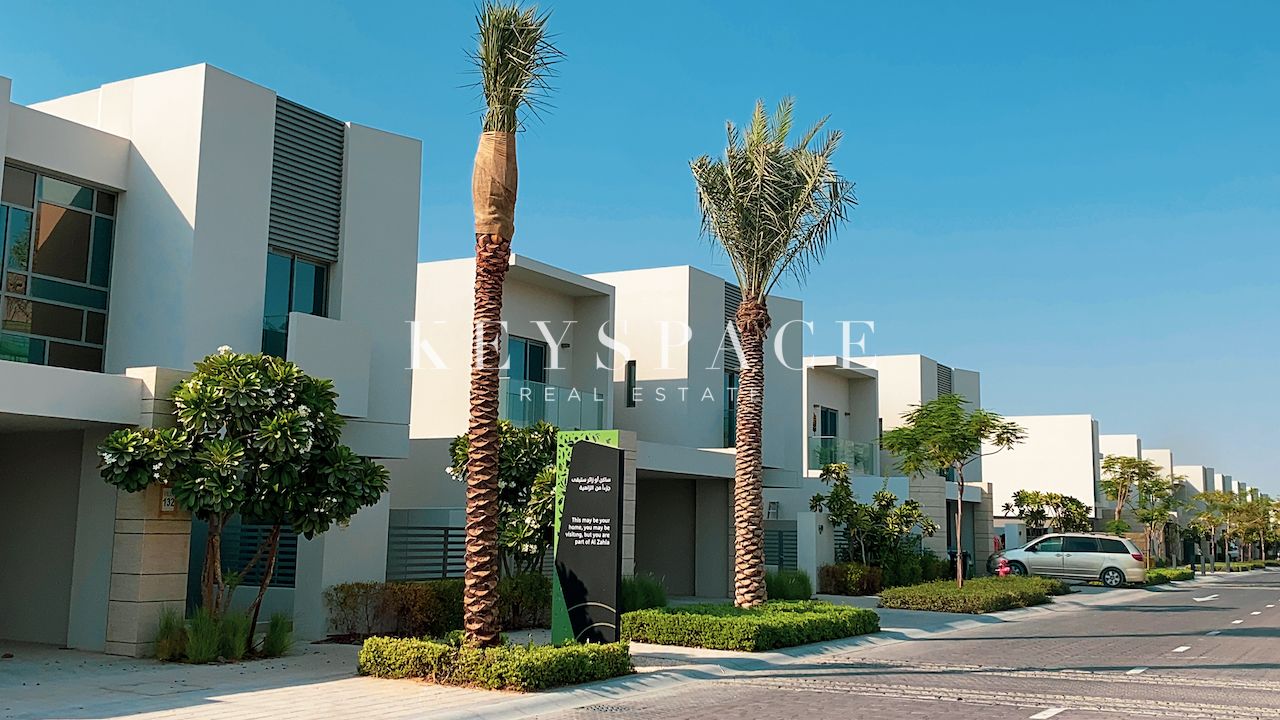 Luxury Villa | Strategic Location | Resale Unit