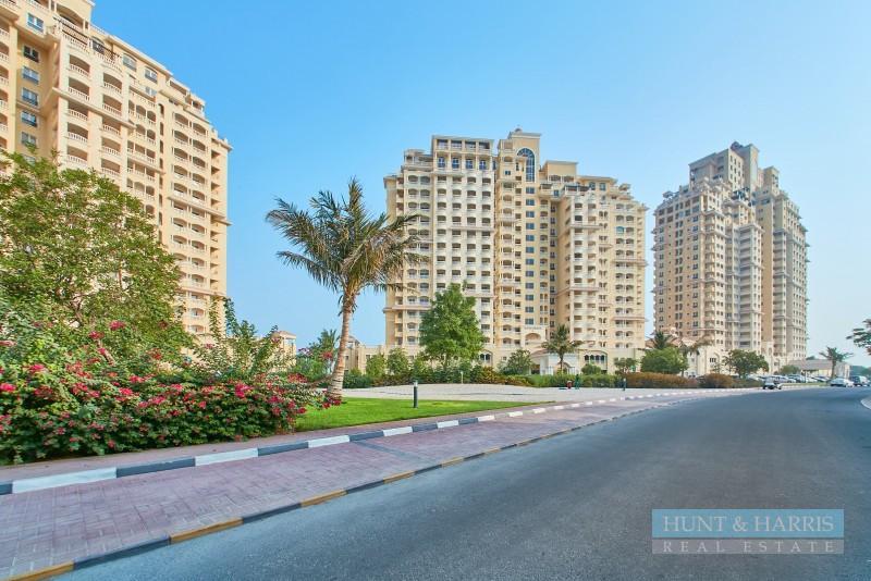 2 Bedroom for Sale Al Hamra Village - Upgraded Kitchen Semi Furnished