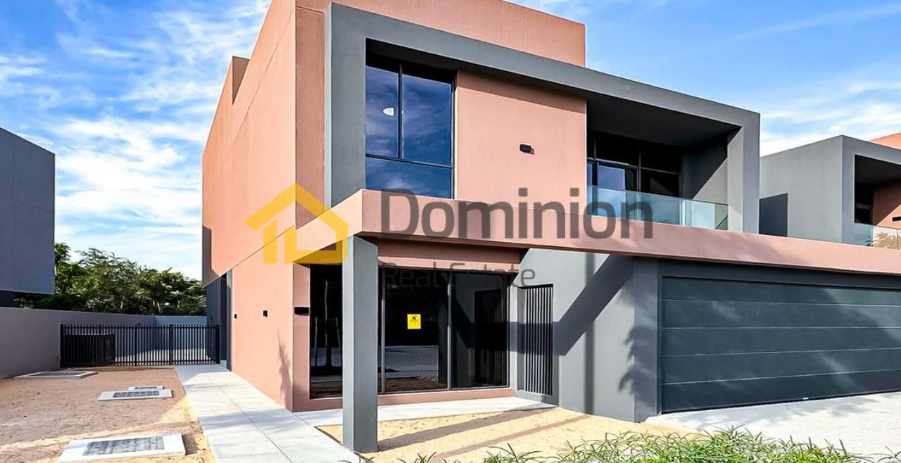 Villa for Sale in Robinia Masaar/4 BR + Maid with 6 Bath