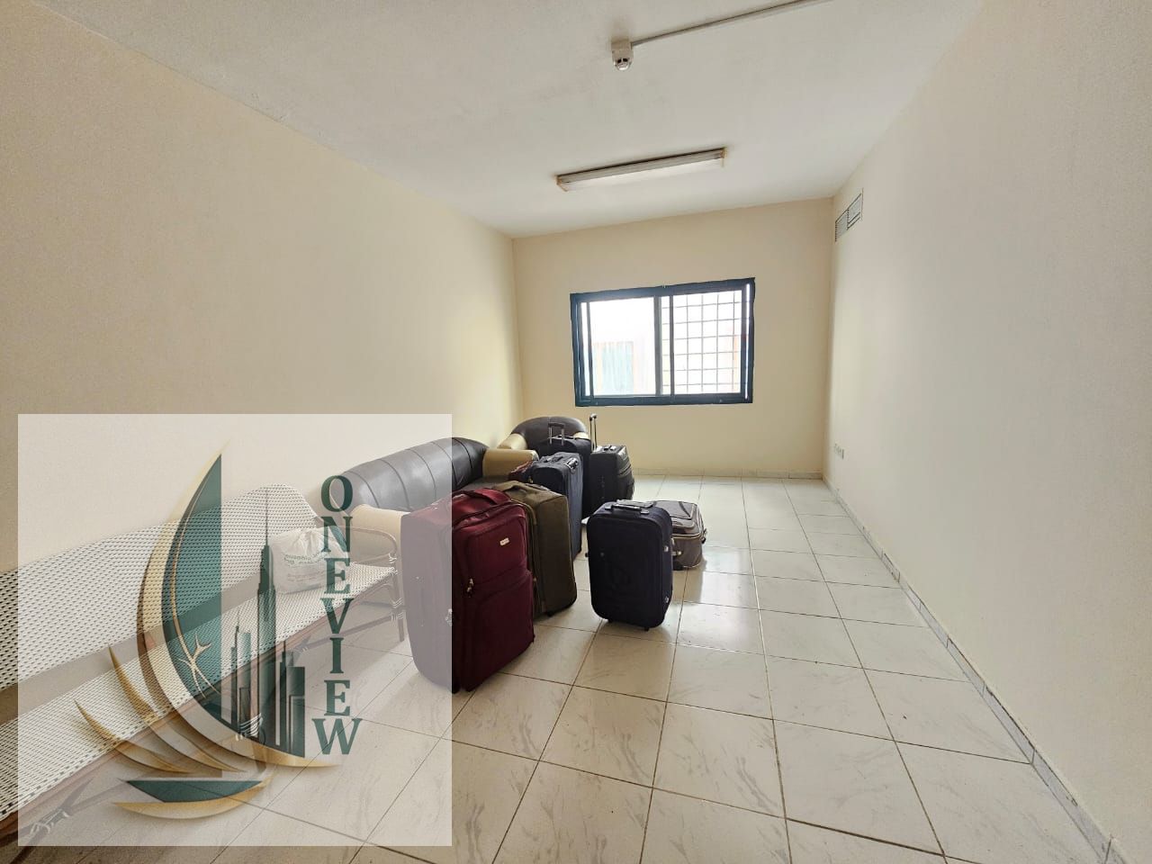 BiG OFFER Specious flat 1 BHk whit HALL family BLD just 25990.