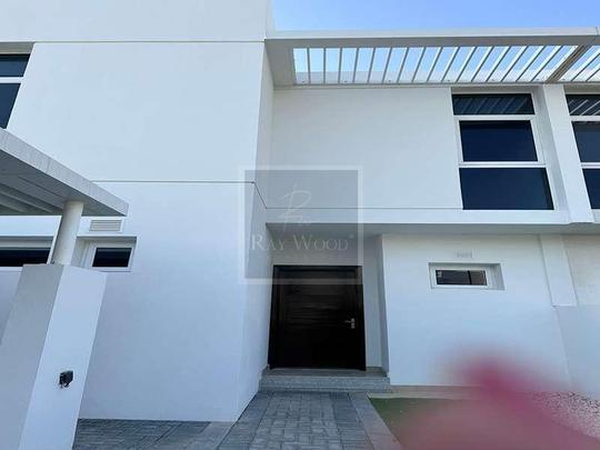 3-BED ROOM | BIG LAYOUT | PRIME LOCATION
