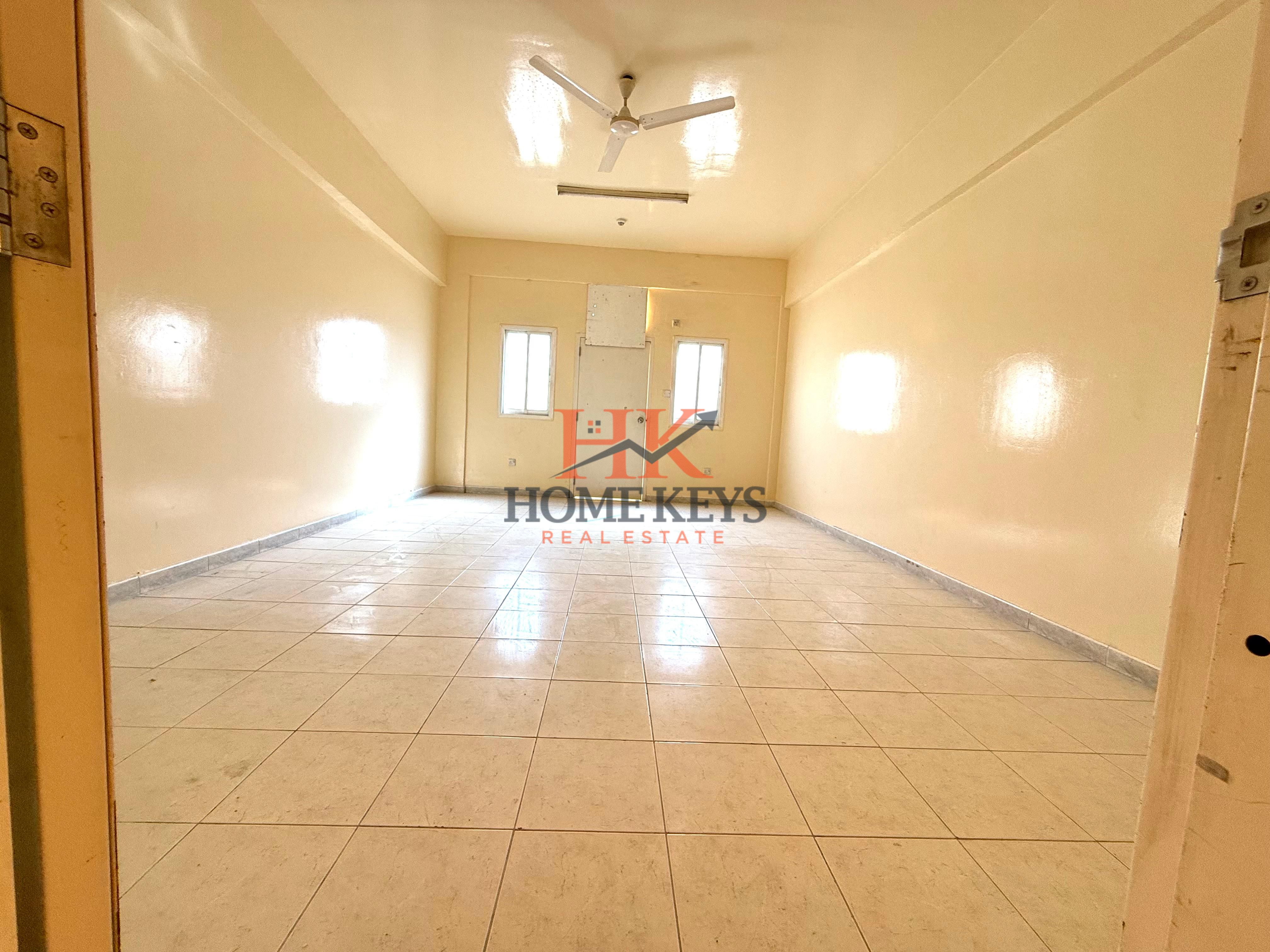 8 Person Big Room | Affordable | Neat & Clean Rooms | Ready to Move