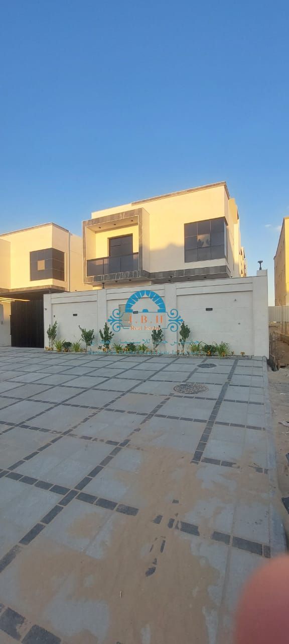 Villa for sale in Ajman, Al Mowaihat area2 Investment residential Super Deluxe Street Corner