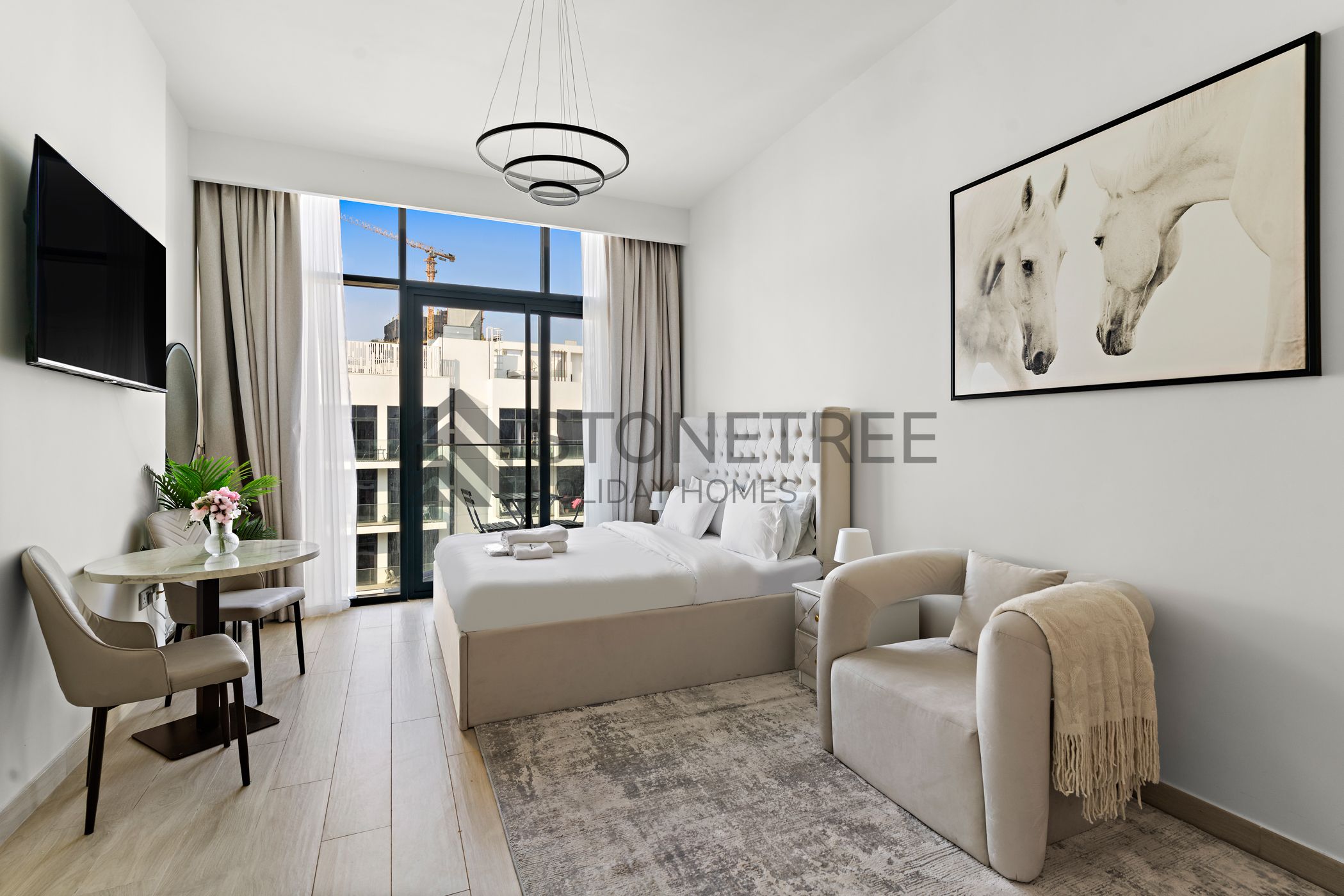 Modern | Near Downtown | Flexible Payment Terms