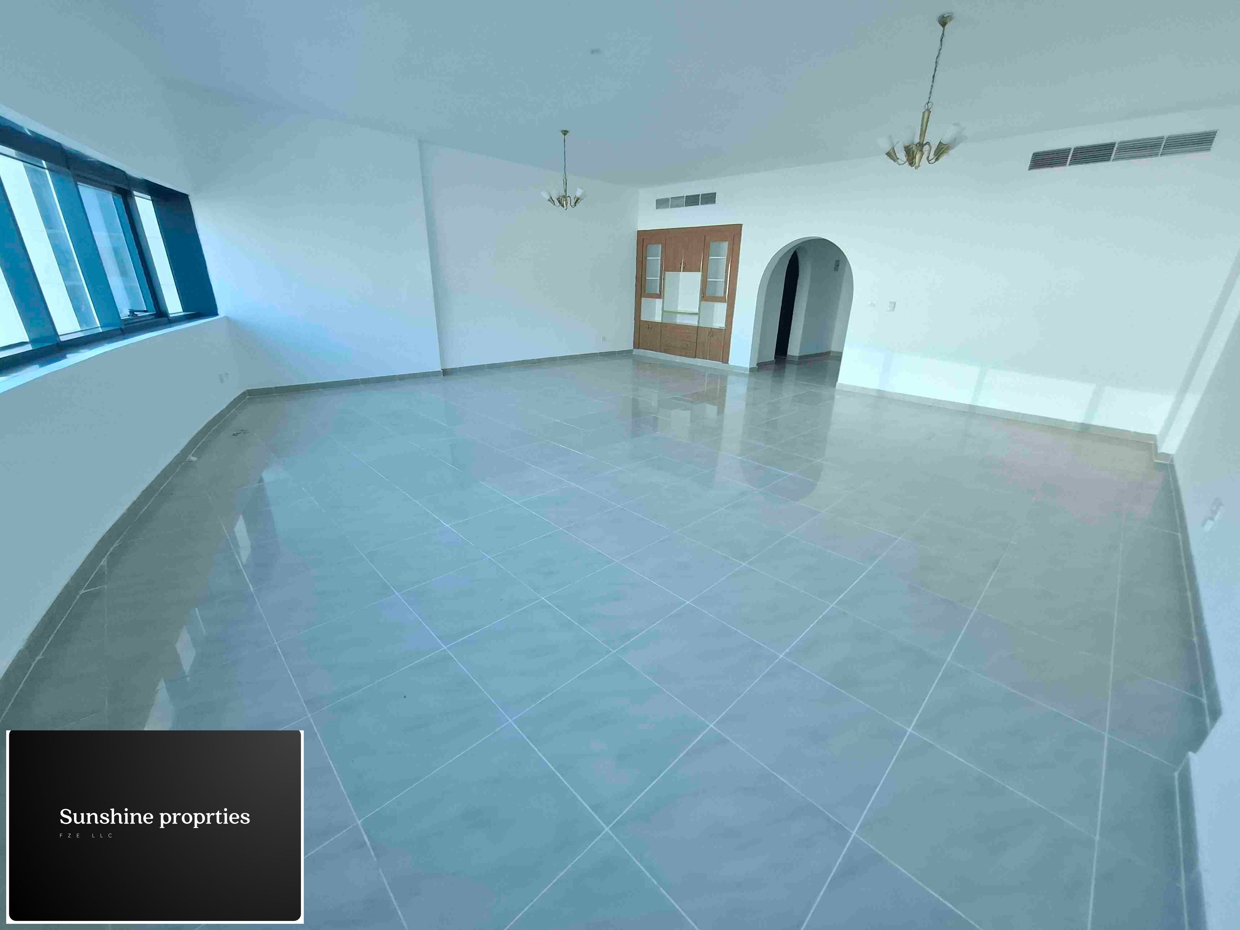 Lavish 3bhk Neat And Clean With Balcony
