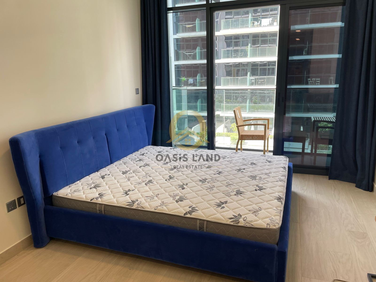 Vacant | Furnished studio | Well maintained