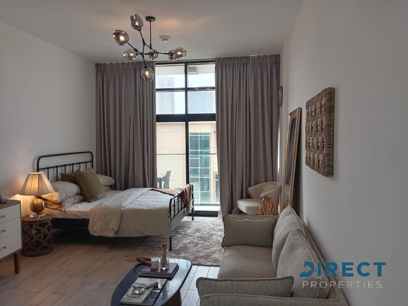 apartment card