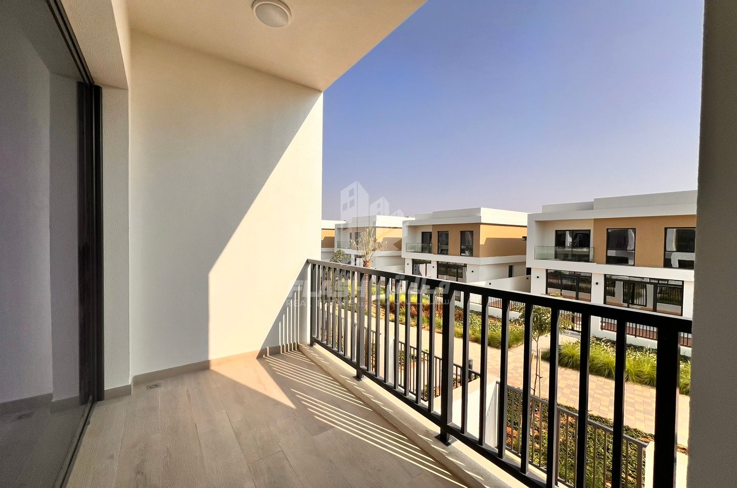 Amazing Community |New and Ready | Great Price