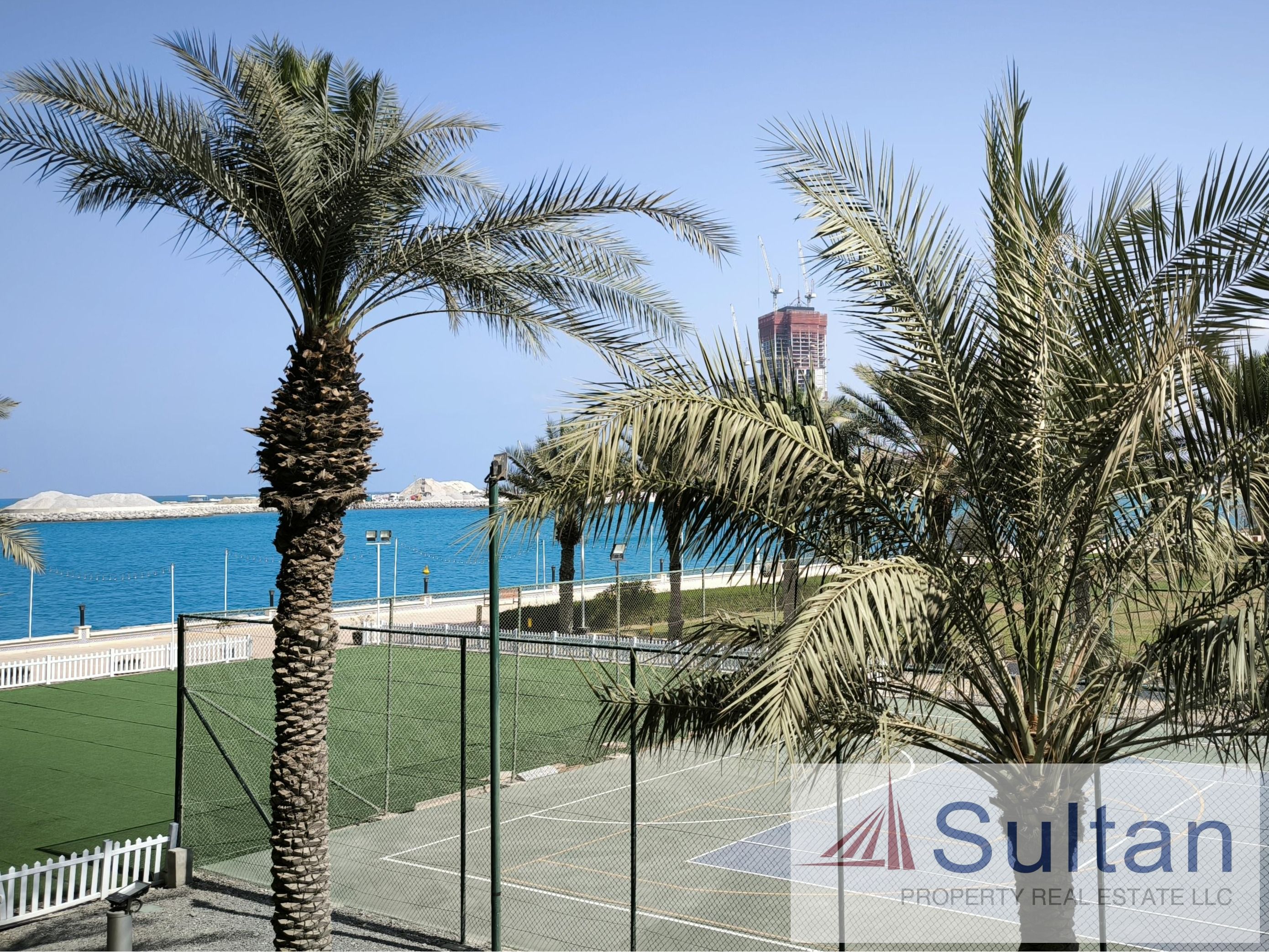Beautiful 1BR Sea/Casino View Beach/Pool/Hotel Access