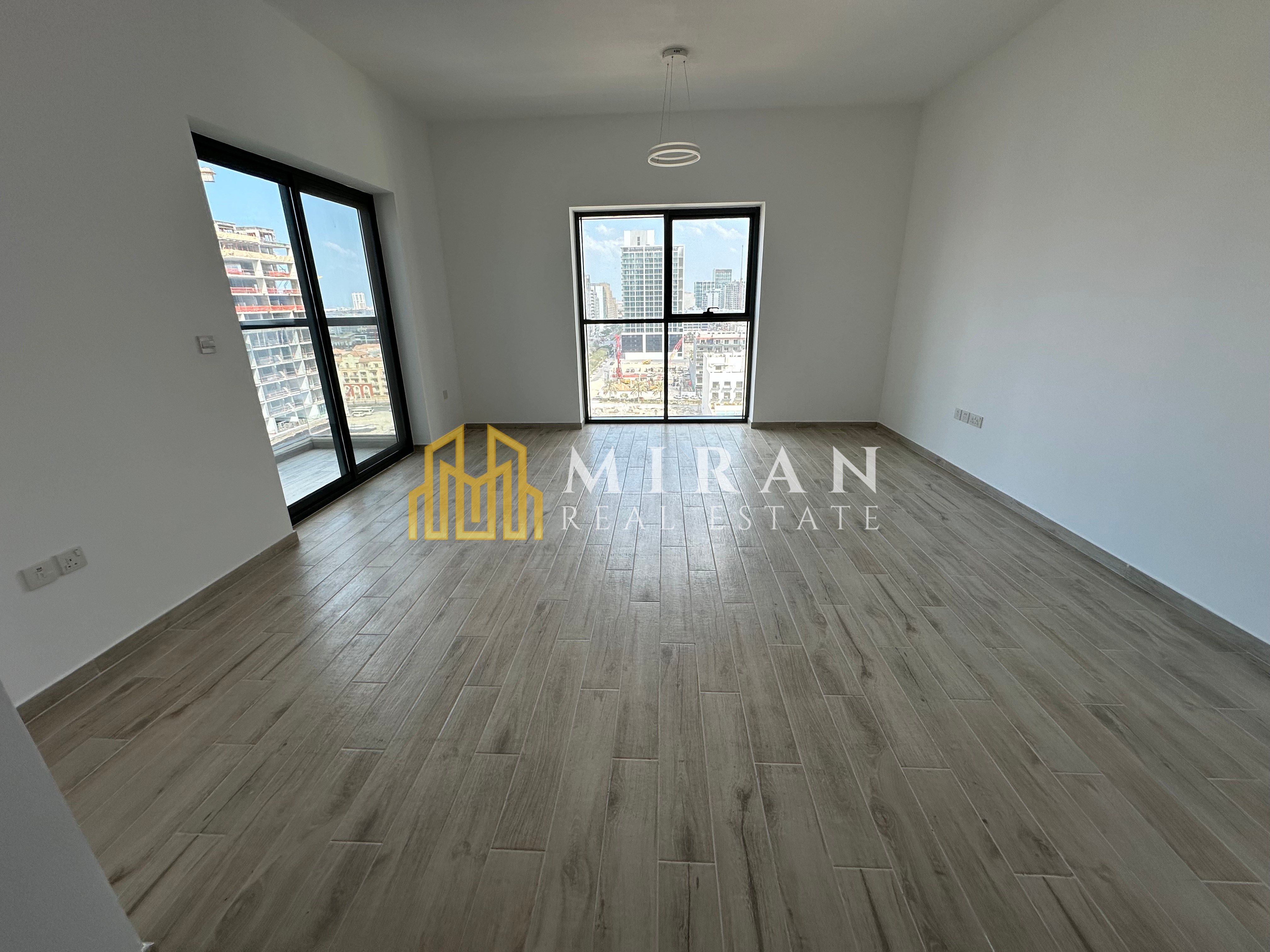 CORNER/COZY 1BHK-UNFURNISHED-QUALITY LIVING