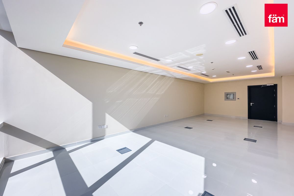 1 car park Fitted office on High floor