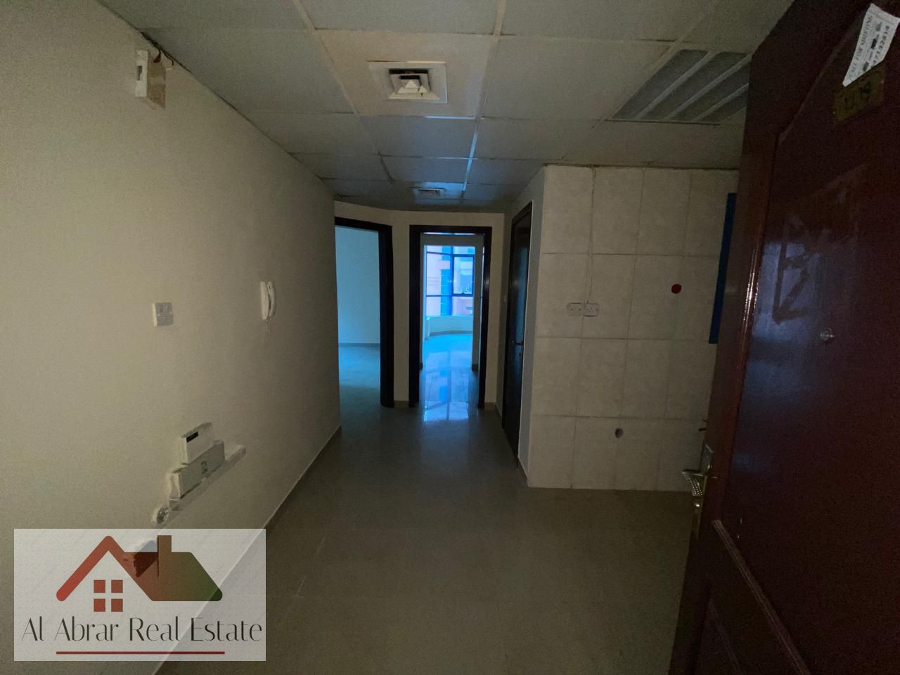 EXCLUSIVE OFFER FOR RENT 1 BED HALL 2 BATH IN AL NUAIMIYA TOWERS MIDDLE FLOOR CLOSED TO GMC HOSPITAL AND AL HIKMA SCHOOL