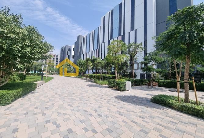 Prime Location | Exclusive Amenities | High ROI |