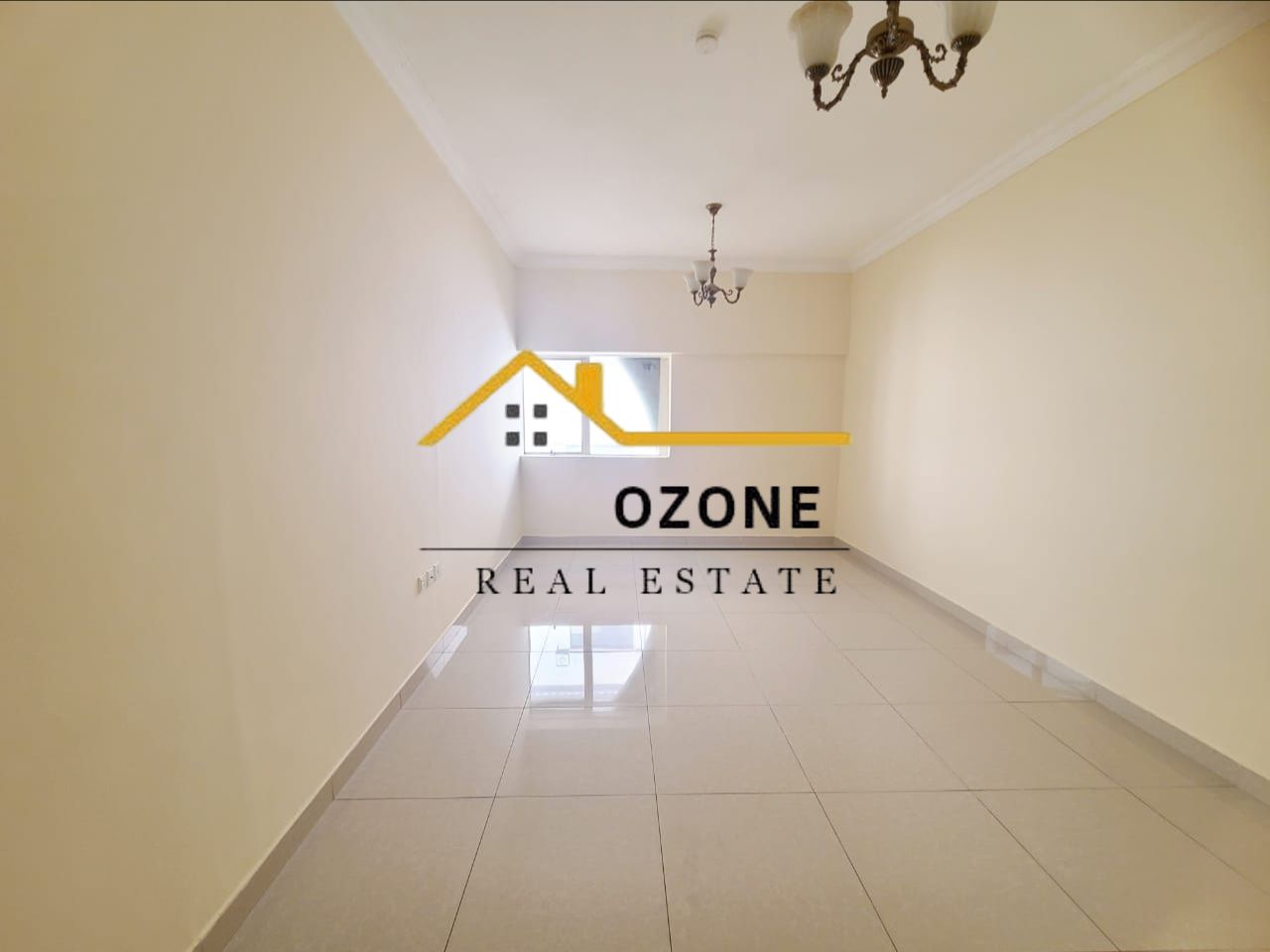 Close To Muwaileh Park\°Family Building\°Parking\°° 2 Master Rooms
