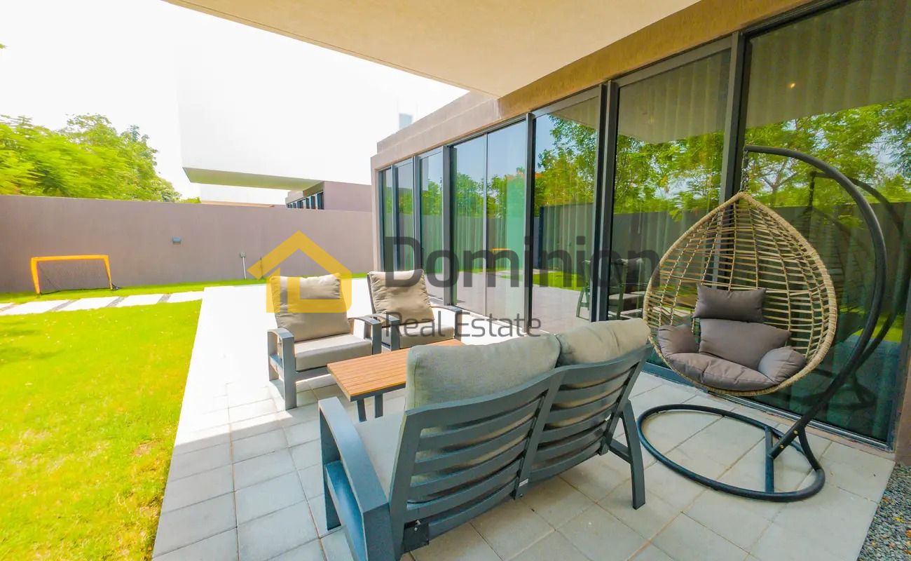 Ready to Move-In | Resale Villa | Strategic Location |
