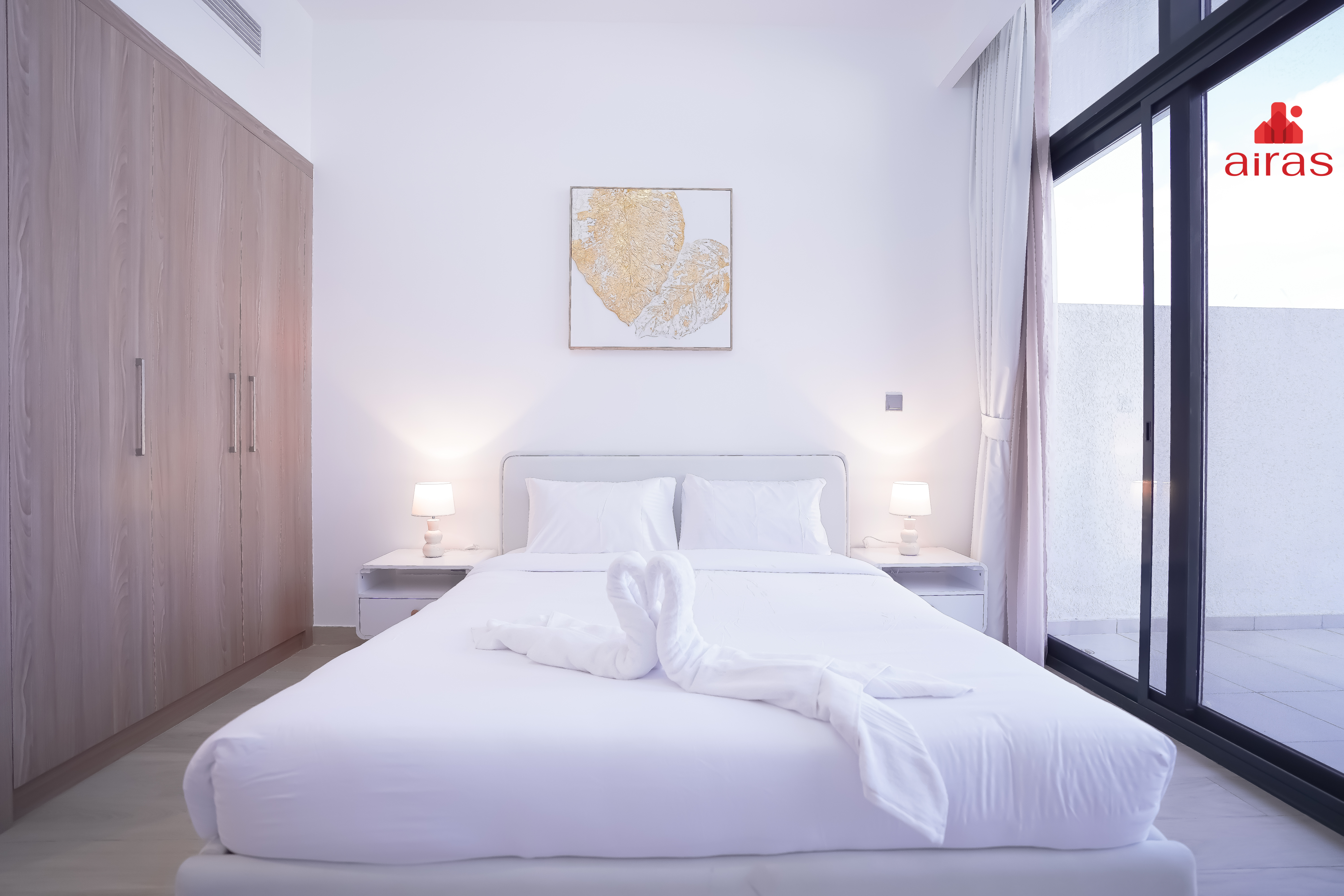 MODERN FULLY FURNISHED STUDIO