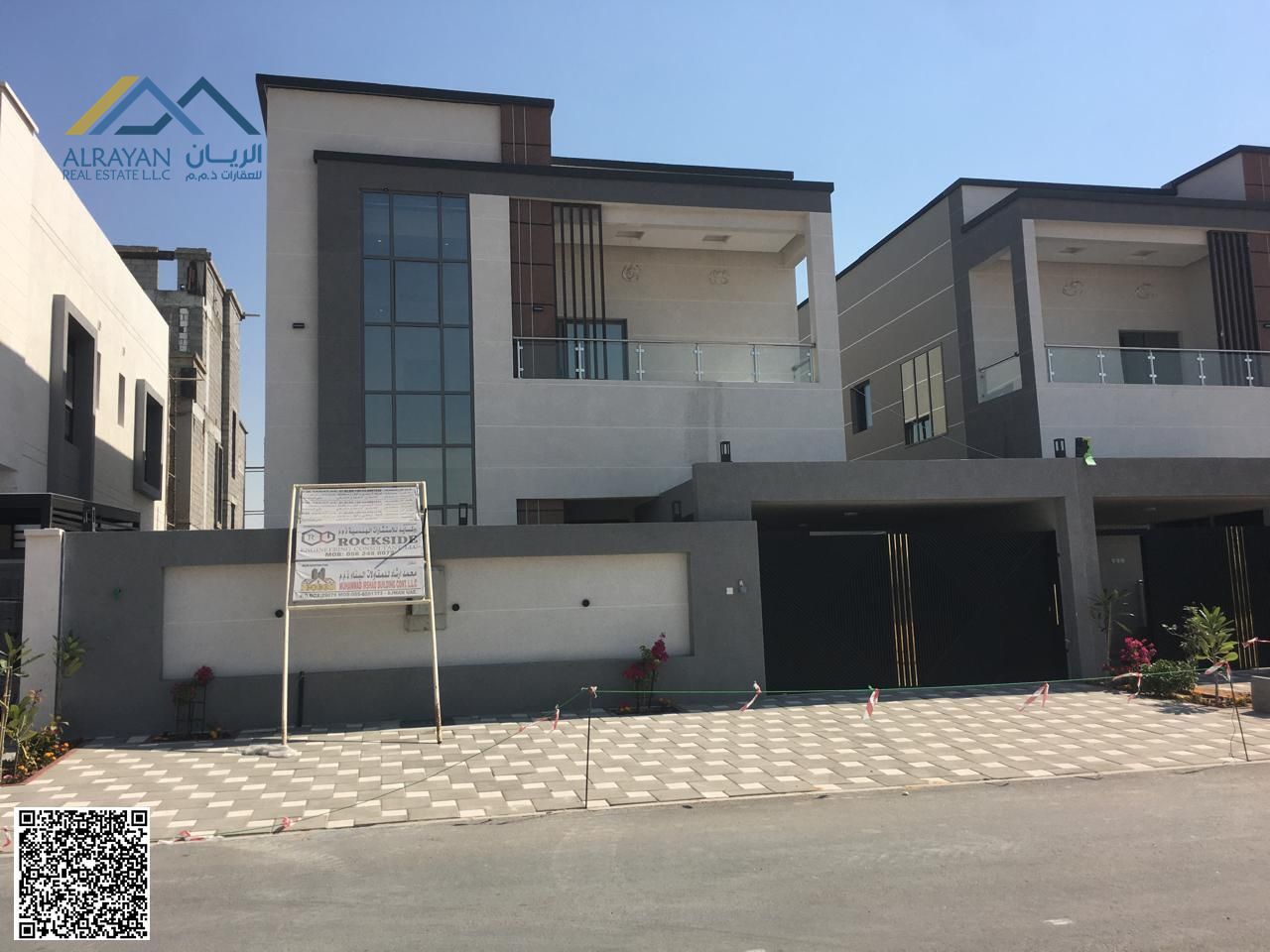 For sale, a luxurious villa, including registration fees, electricity and water connection, and air conditioning installation. Freehold for all nation