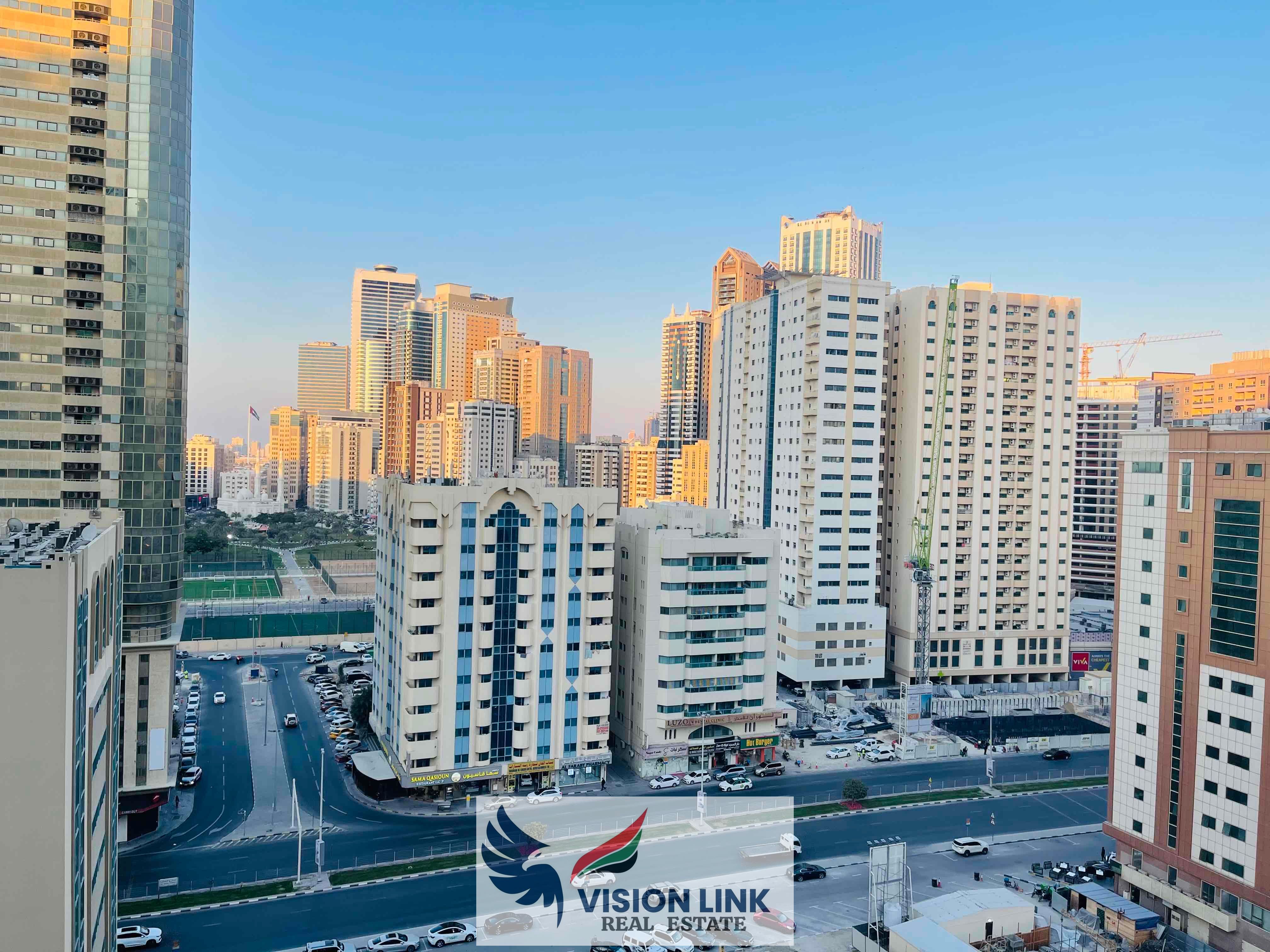 Lavish 2 bhk with balcony with parking free on prime location