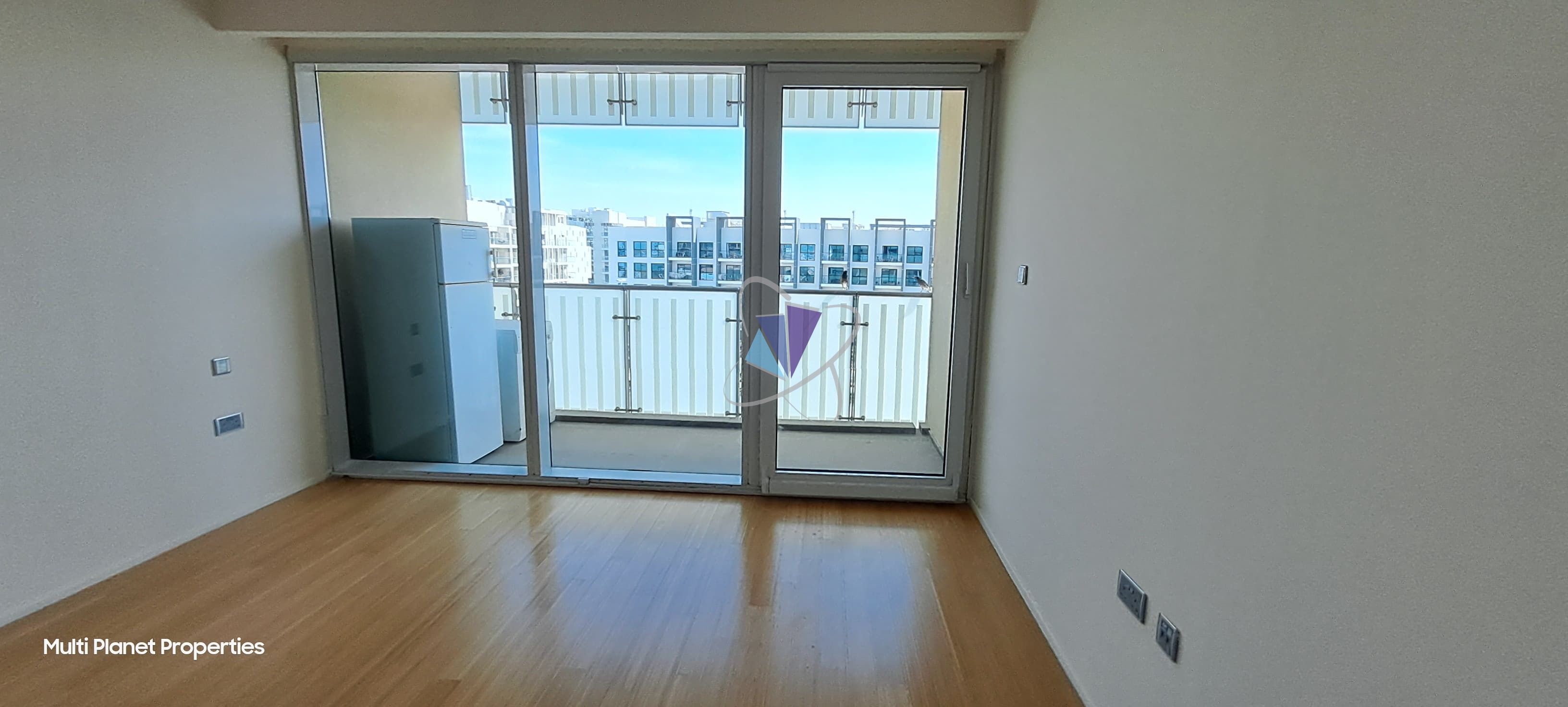 apartment card
