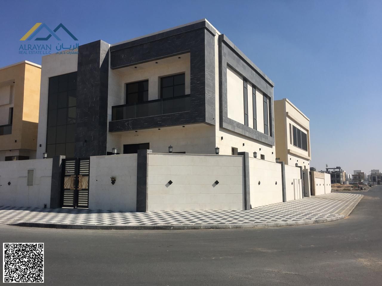 At a price including registration and ownership fees / Central air conditioning / Directly opposite the garden / Without down payment