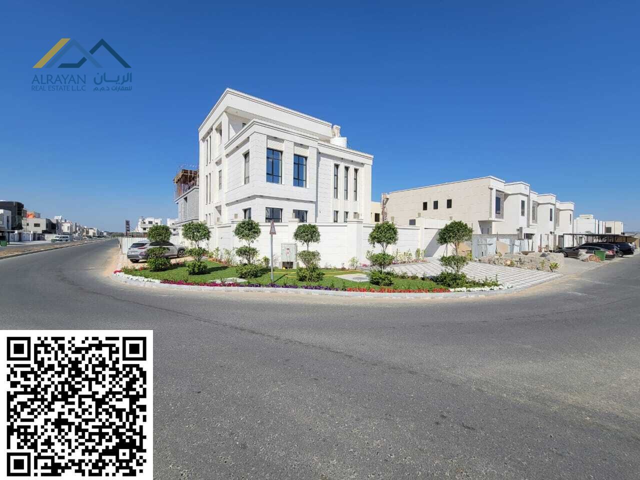 Very large villa for sale now, 6 master bedrooms, ground floor, first floor and roof, including air conditioning