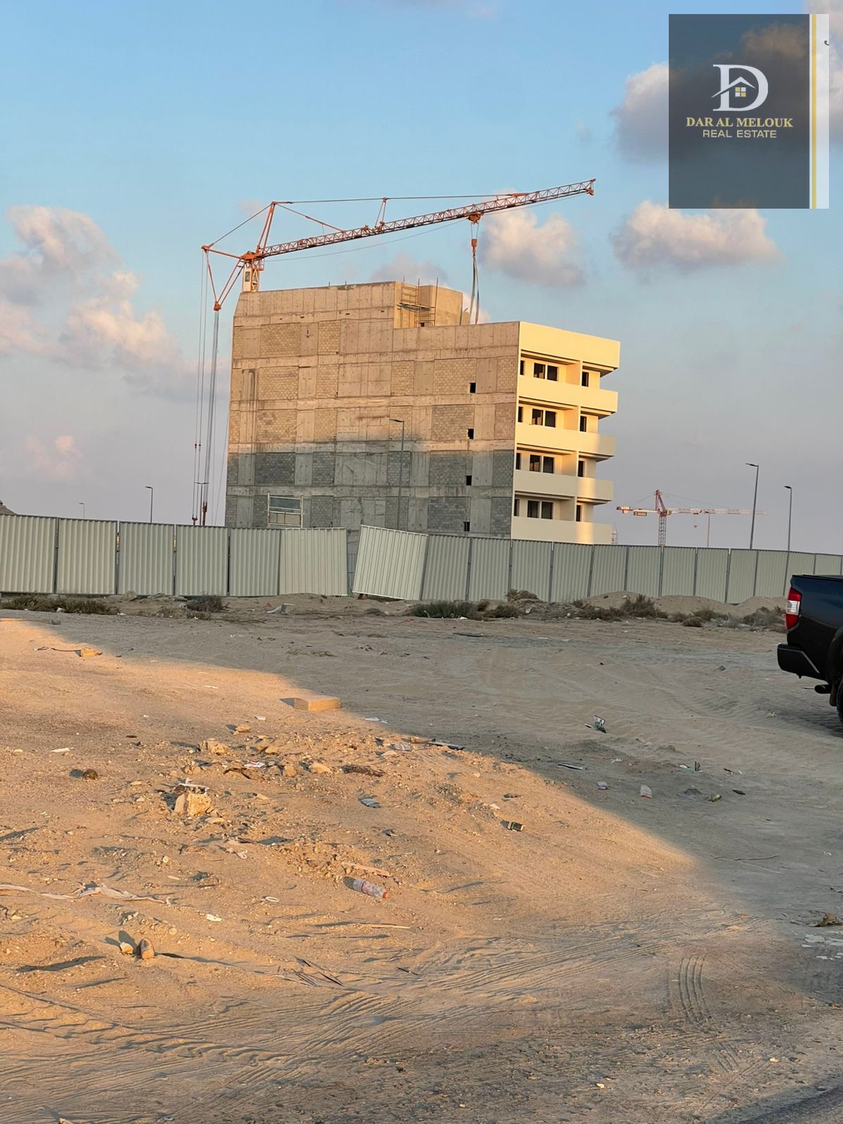 For sale in Sharjah, Muwaileh area (Al Falah Camp) Commercial land area of 5100 feet Ground permit 4 floors 50% of the surface
