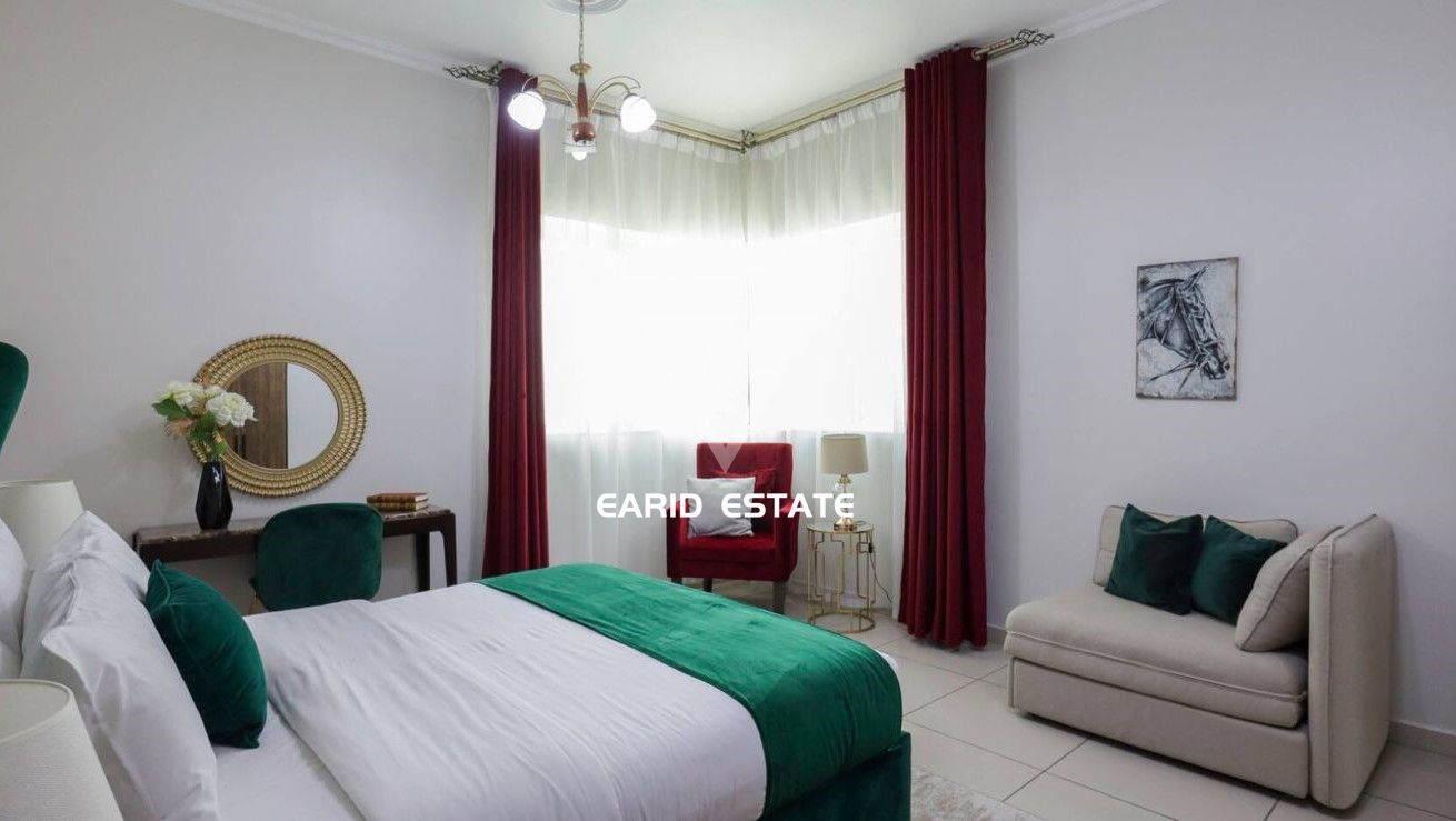 Stunning High-Floor Fully Furnished Apartment in Marina Pinnacle, Dubai Marina - Ready for Immediate Move-In