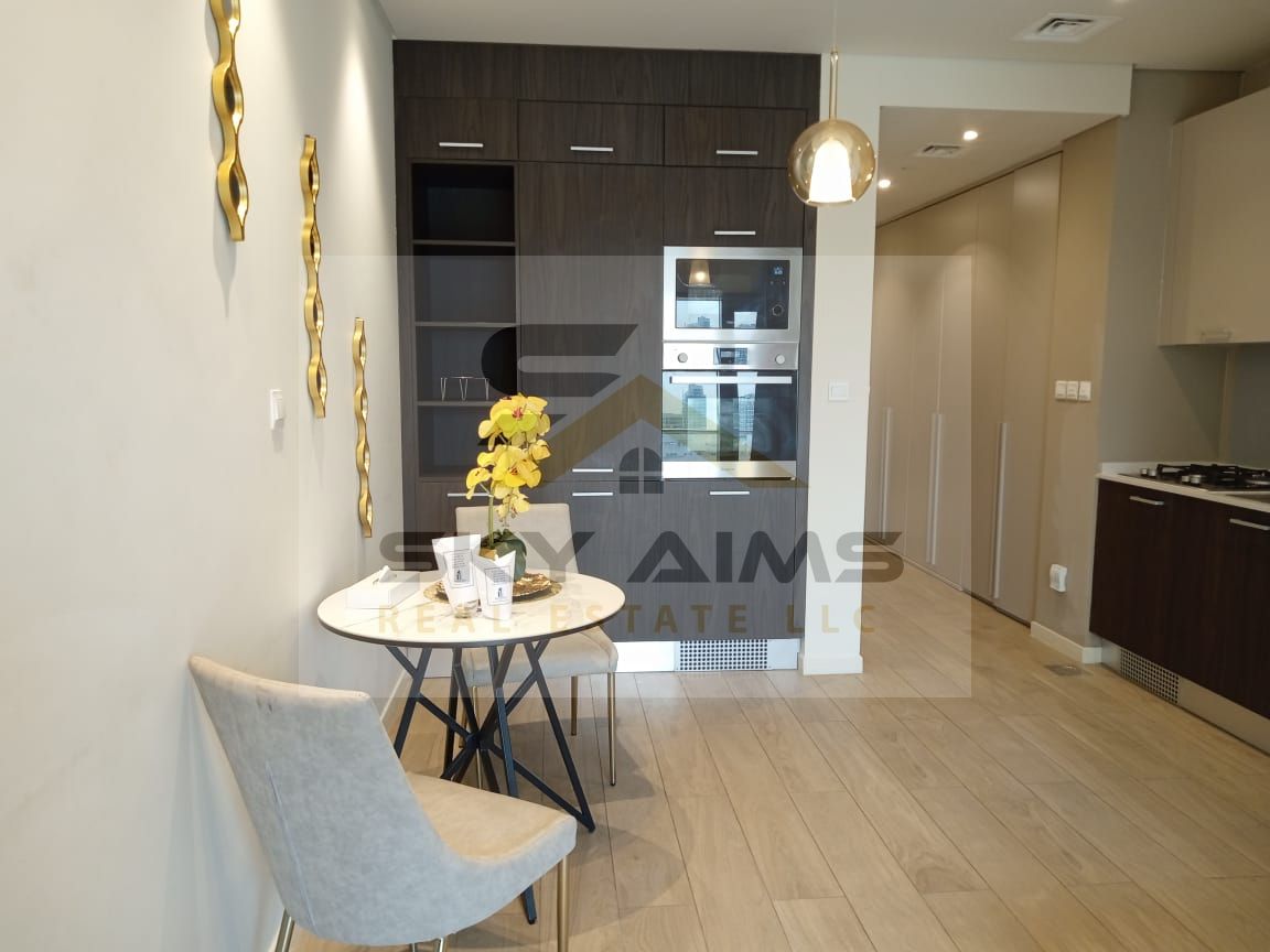Bright & Furnished | Monthly Available | Move In Fast