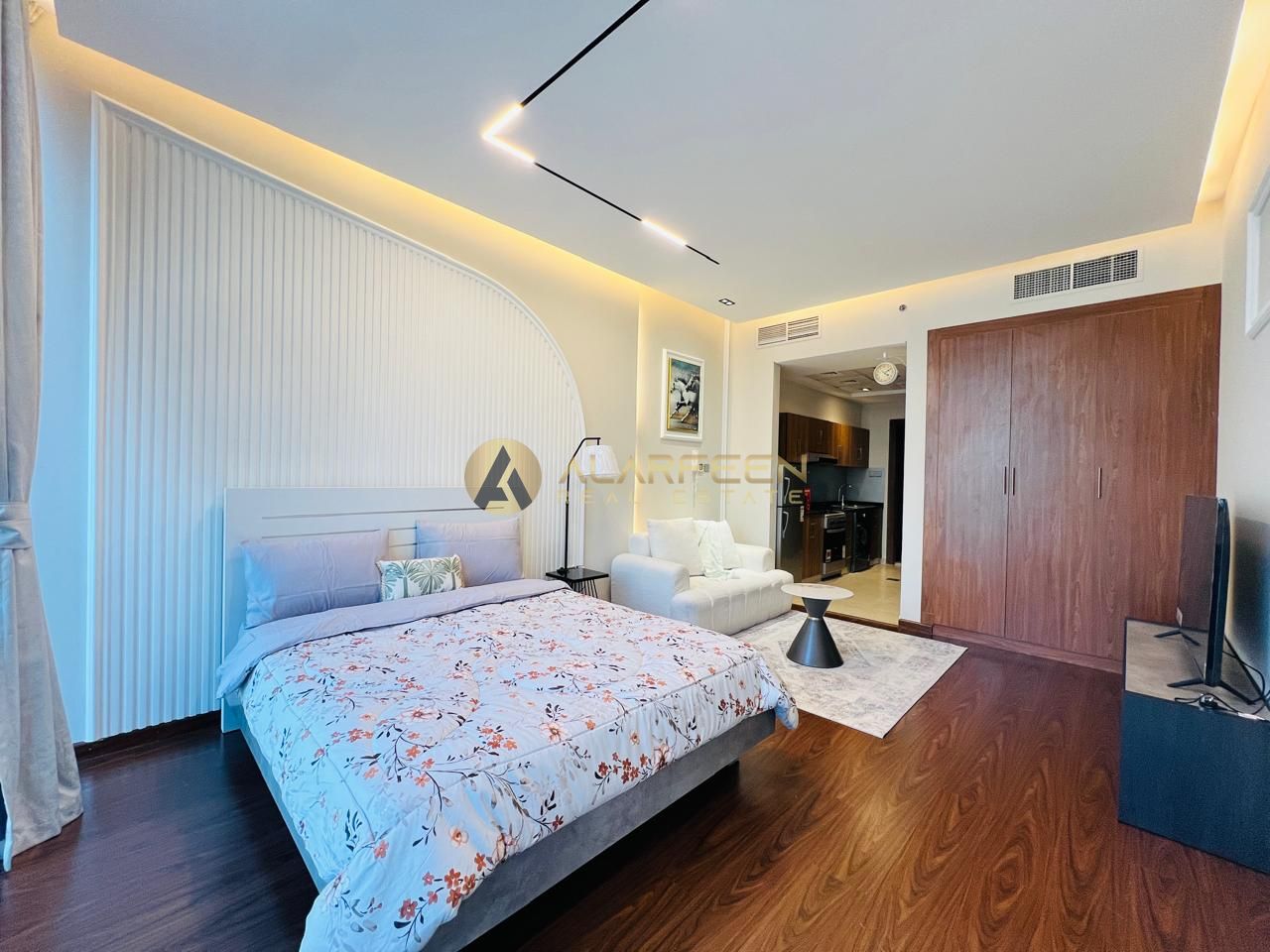 apartment card