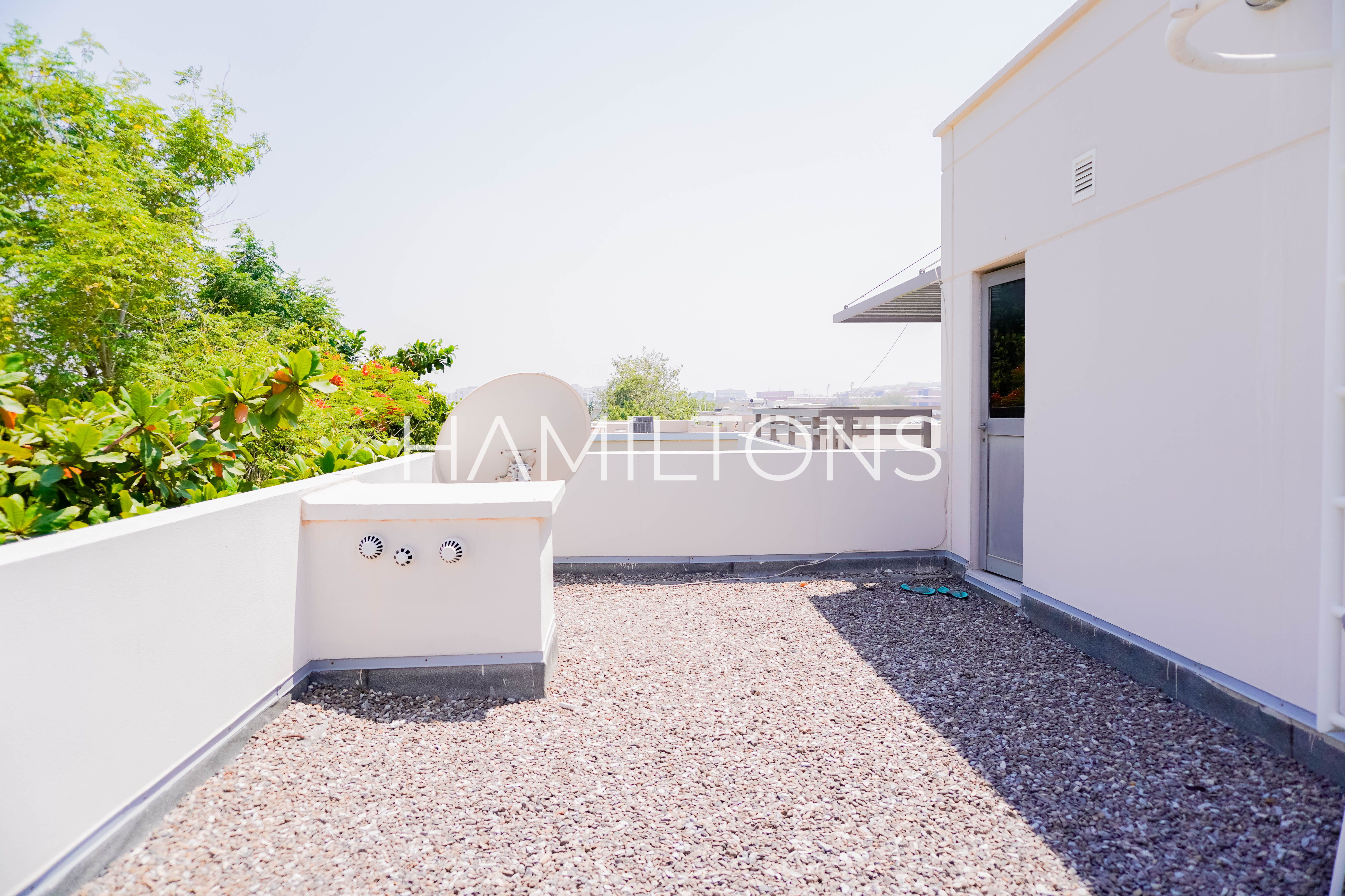 Spacious Luxury Villa | Ideal Location | Resale