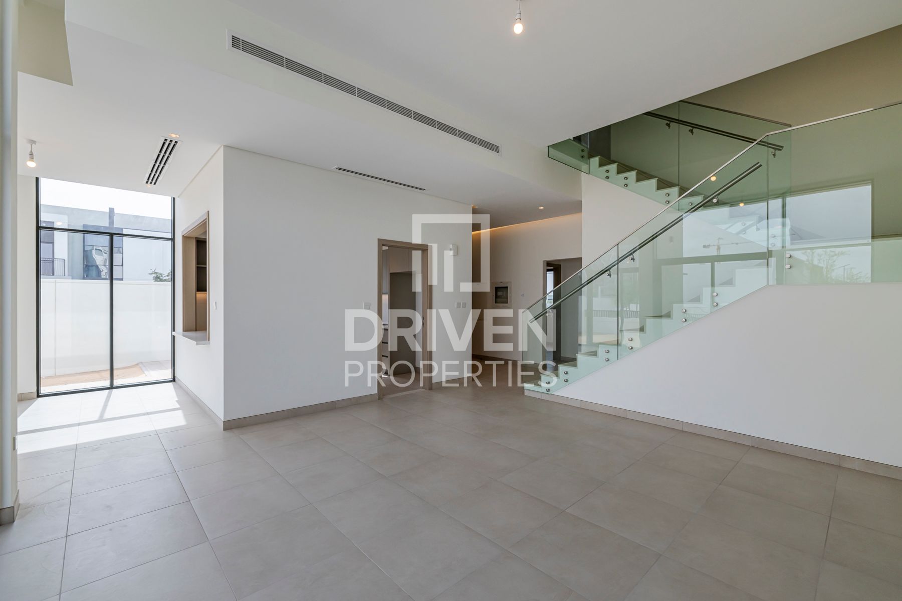 Single Row | Corner Villa | Community View