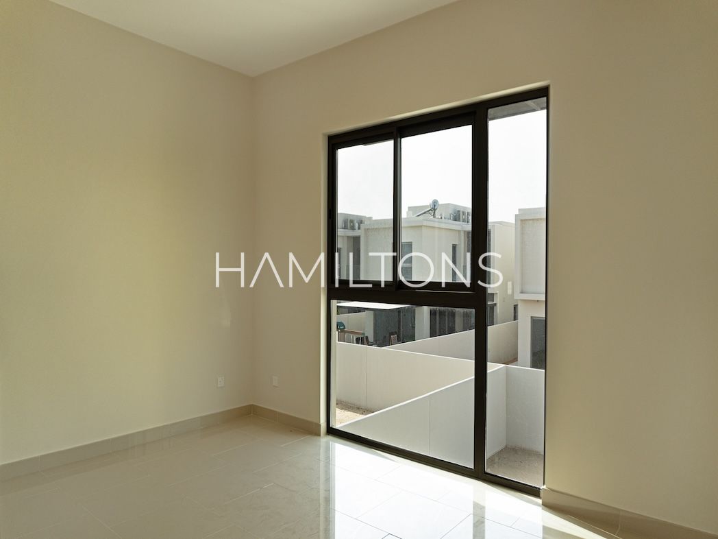 Exclusive Villa | Prime Location | Resale