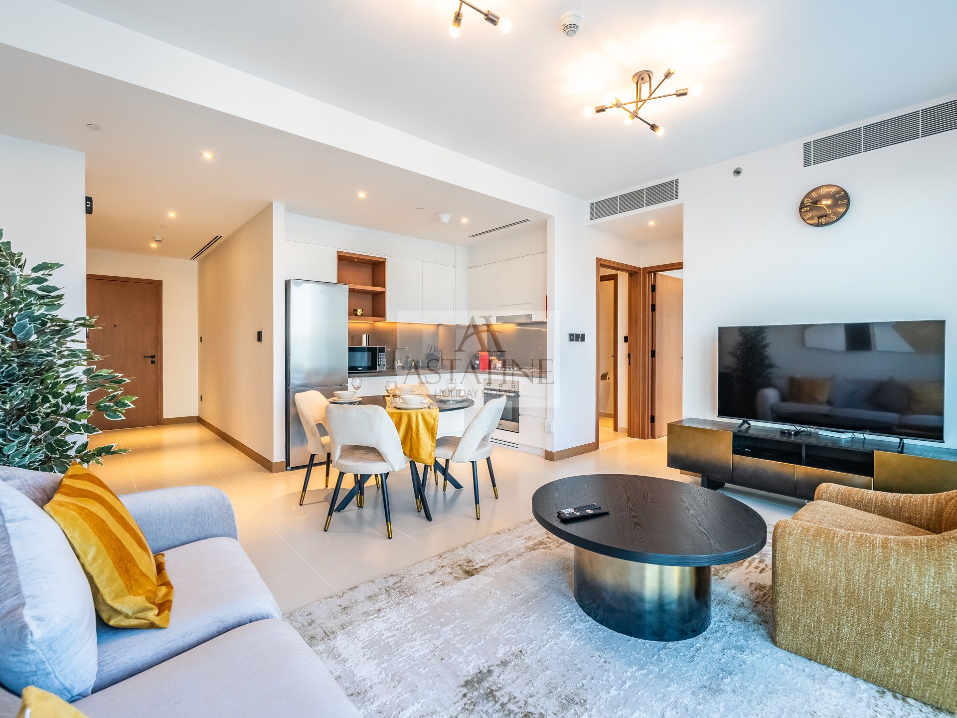 Vida Marina-1BR Retreat-Cityscape View !! End of Summer offer !!