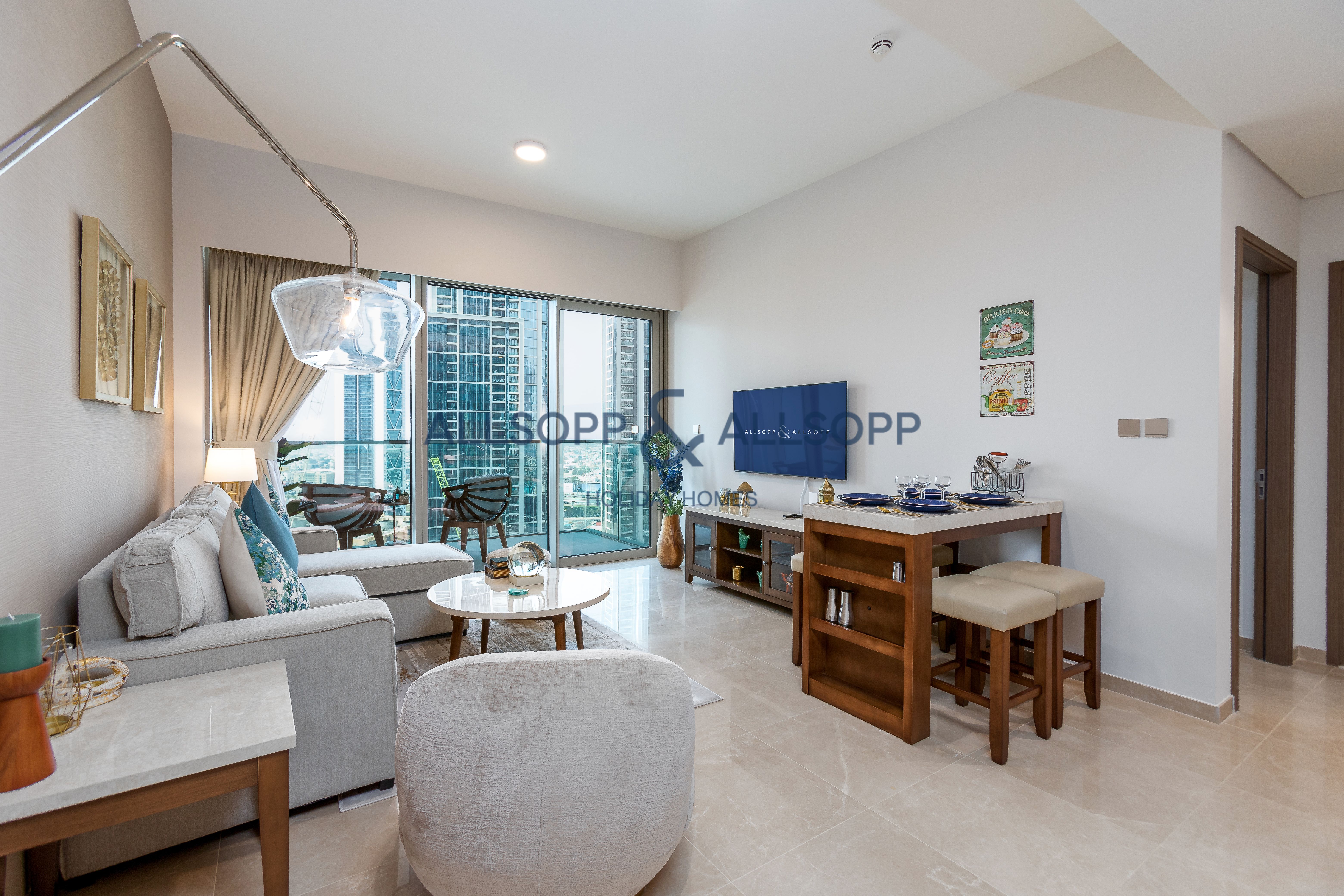 Chic 1 Bedroom at Grande Signature Residence, Downtown